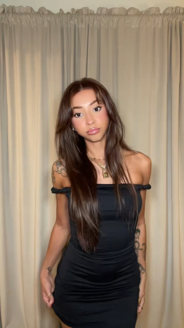 little black dress 📱🍸🪩✨ got a size US 2 — fits perfectly & isn’t too short (a miracle lol!) 