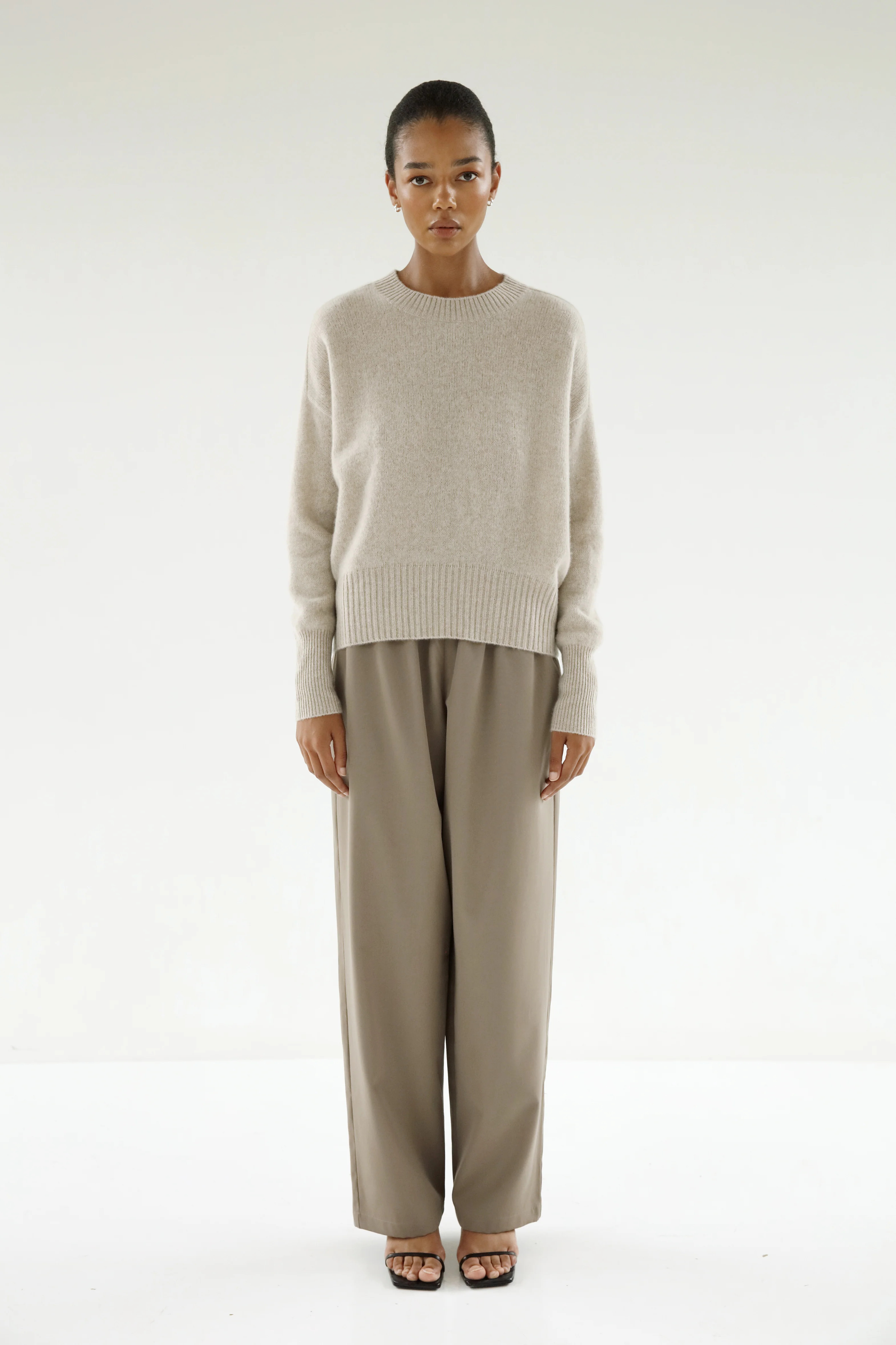 Mica Crewneck Sweater, taupe | Almada Label