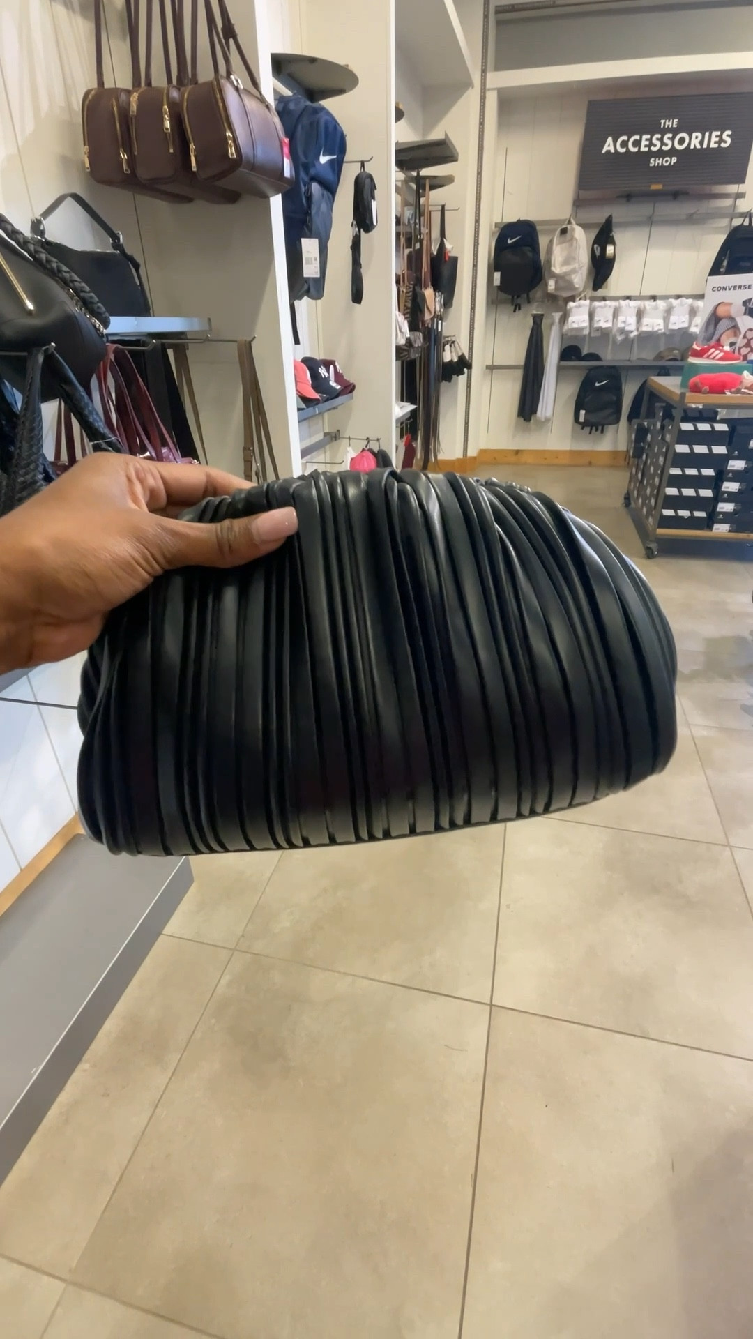 Spotted this beautiful clutch at DSW


#LTKdayinmylife #LTKFindsUnder50