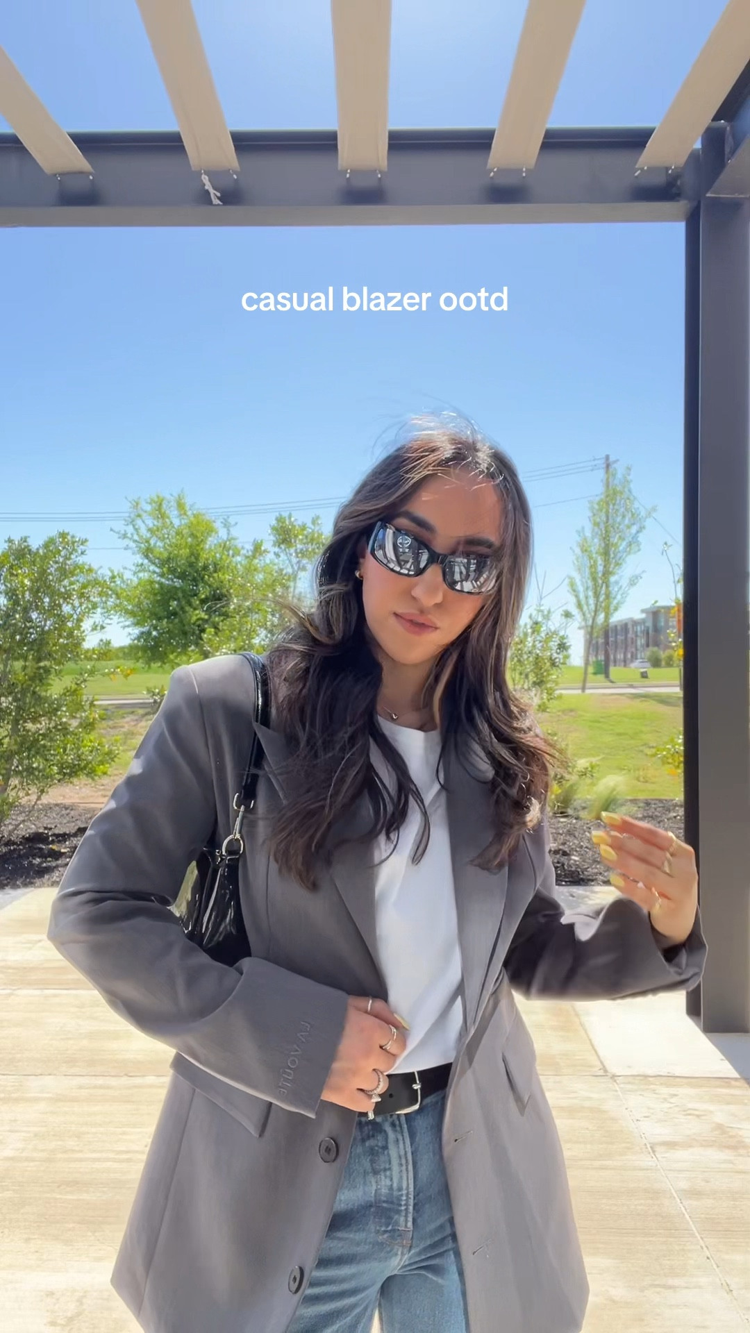 Styling an oversized blazer for a casual outfit. 

Blazer & bag from Adrienne Bailon Brand, La Voute

#LTKstyletip #LTKworkwear #LTKmidsize