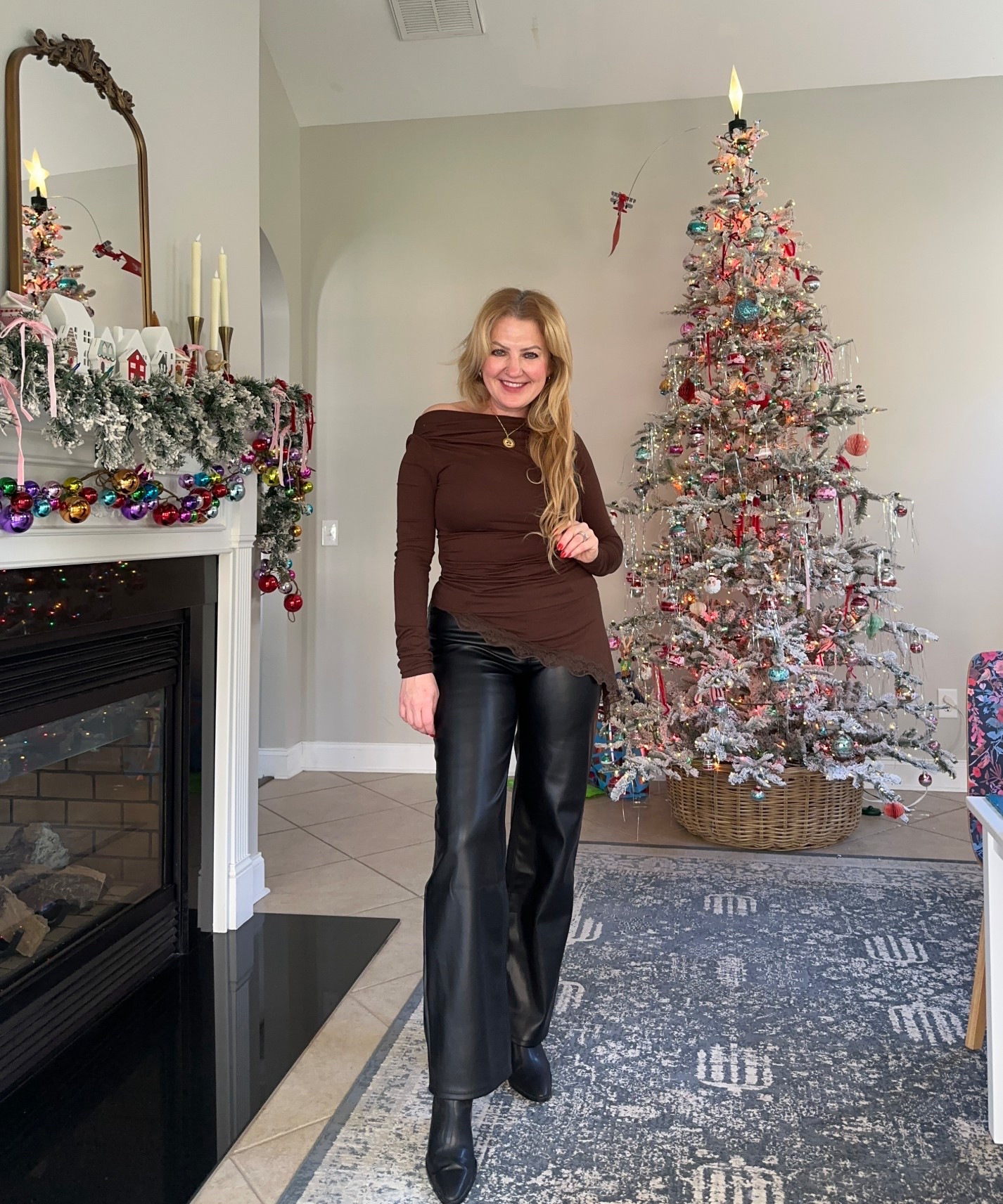 Asymmetric tops + leather pants = instant cool.
This is my go-to when I want to feel polished but still edgy—easy to dress up or down, and flattering in all the right places. 🖤

⸻



asymmetric top, leather pants outfit, faux leather pants, edgy outfit, women’s night out outfit, date night outfit, chic fall outfit, modern womens fashion, elevated basics, stylish mom outfit, going out top, trendy outfit women

⸻

#LTKStyle #LTKFashion #LTKItBag #LTKUnder100 #LTKFinds
#AsymmetricTop #LeatherPants #EdgyStyle #ModernStyle
#DateNightOutfit #WomensFashion #MomStyle #ChicLook


#LTKootd #LTKHoliday #LTKFindsUnder100