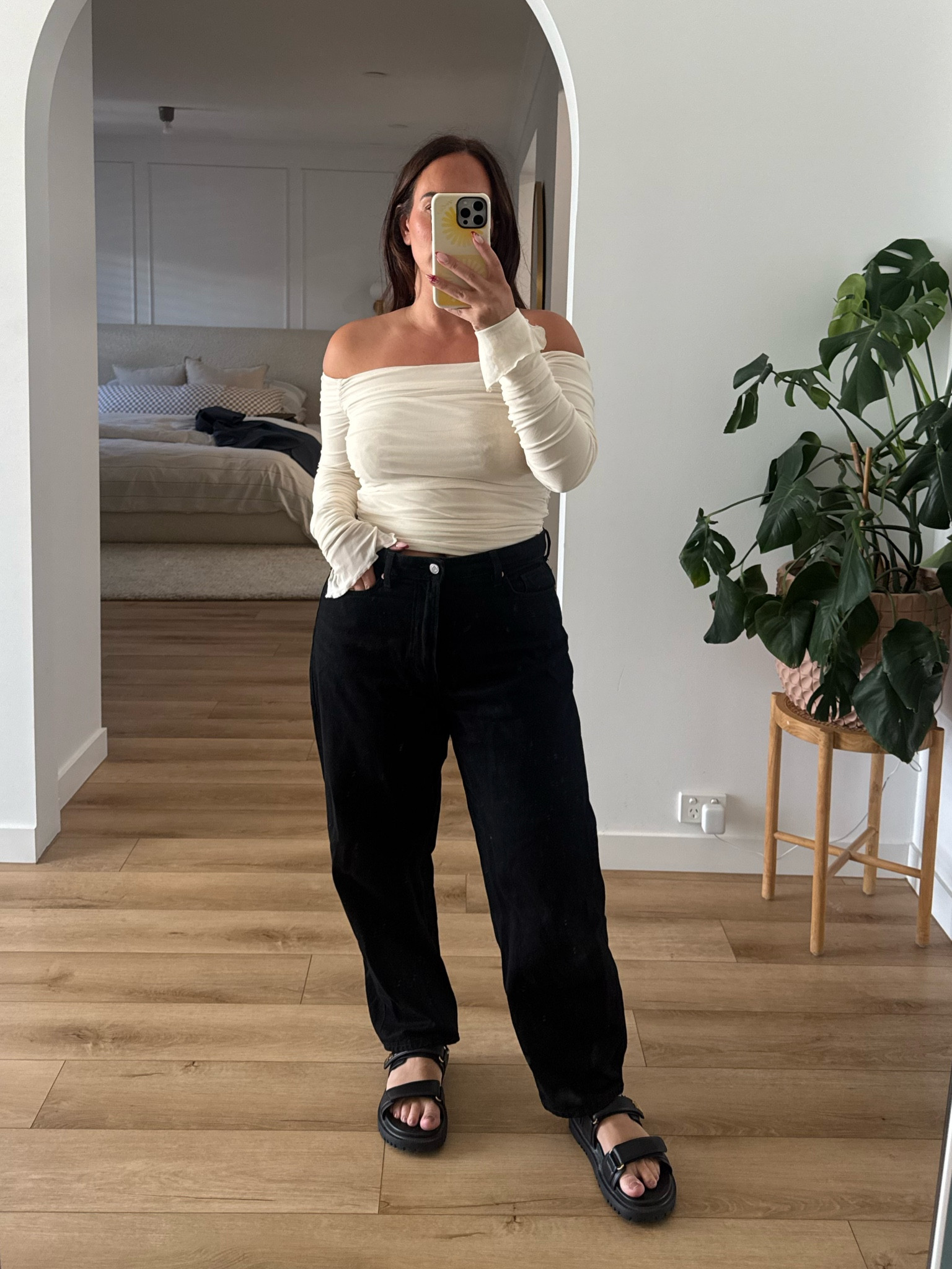 Similar items linked for you! 
 

#LTKcurves #LTKaustralia #LTKstyletip