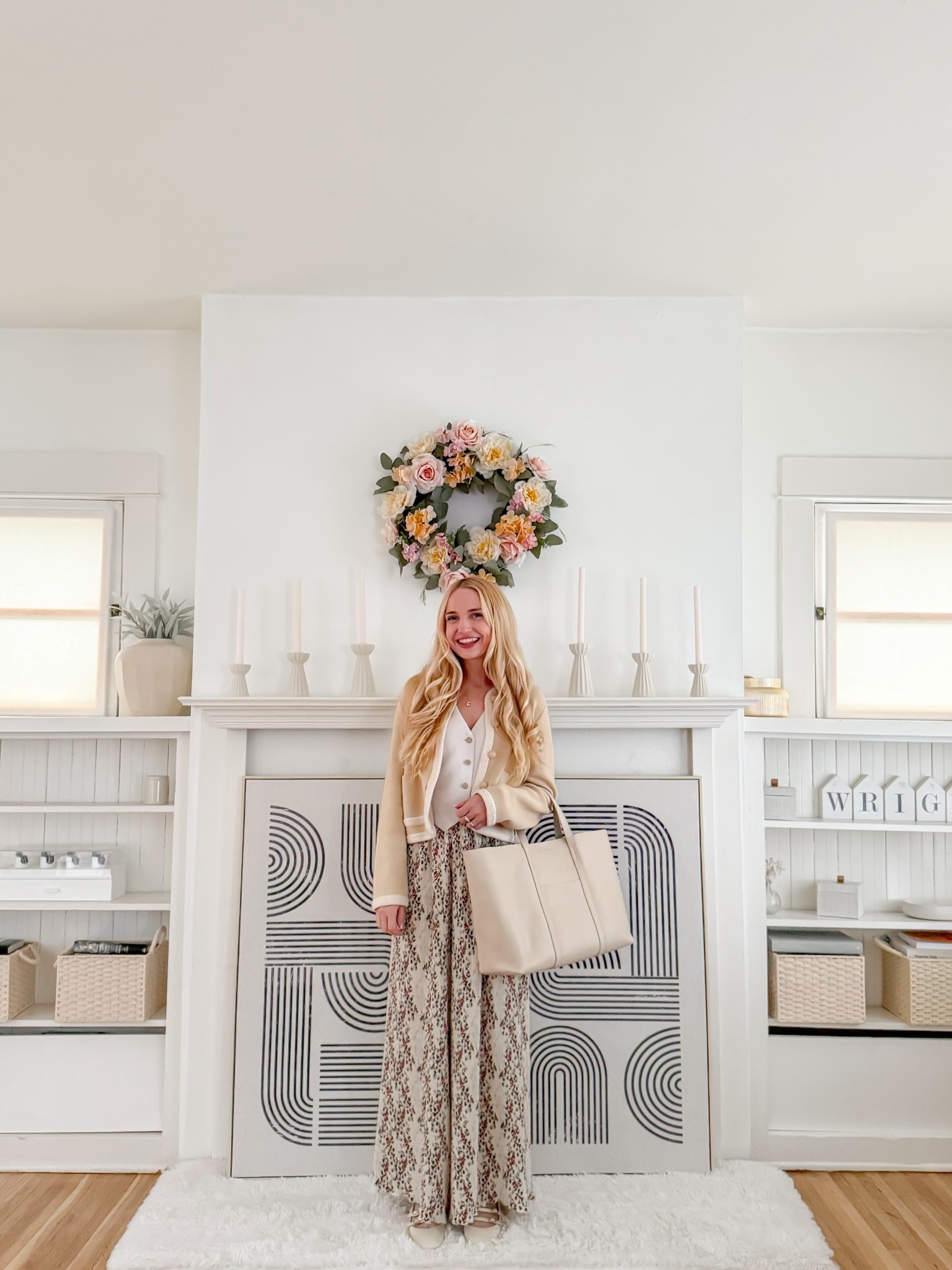 Meet the Gabin Maxi Bag in White from Sézane – your new go-to for effortless style! 🤍 Spacious, sleek, and oh-so-stylish, this versatile tote is perfect for work, travel, and everyday essentials.

👜 Features:
✔️ Luxe, minimalist design
✔️ Roomy interior for all your must-haves
✔️ Timeless white hue that pairs with everything

Where would you take yours? ✨

#LTKStyleTip #LTKItBag #LTKSeasonal