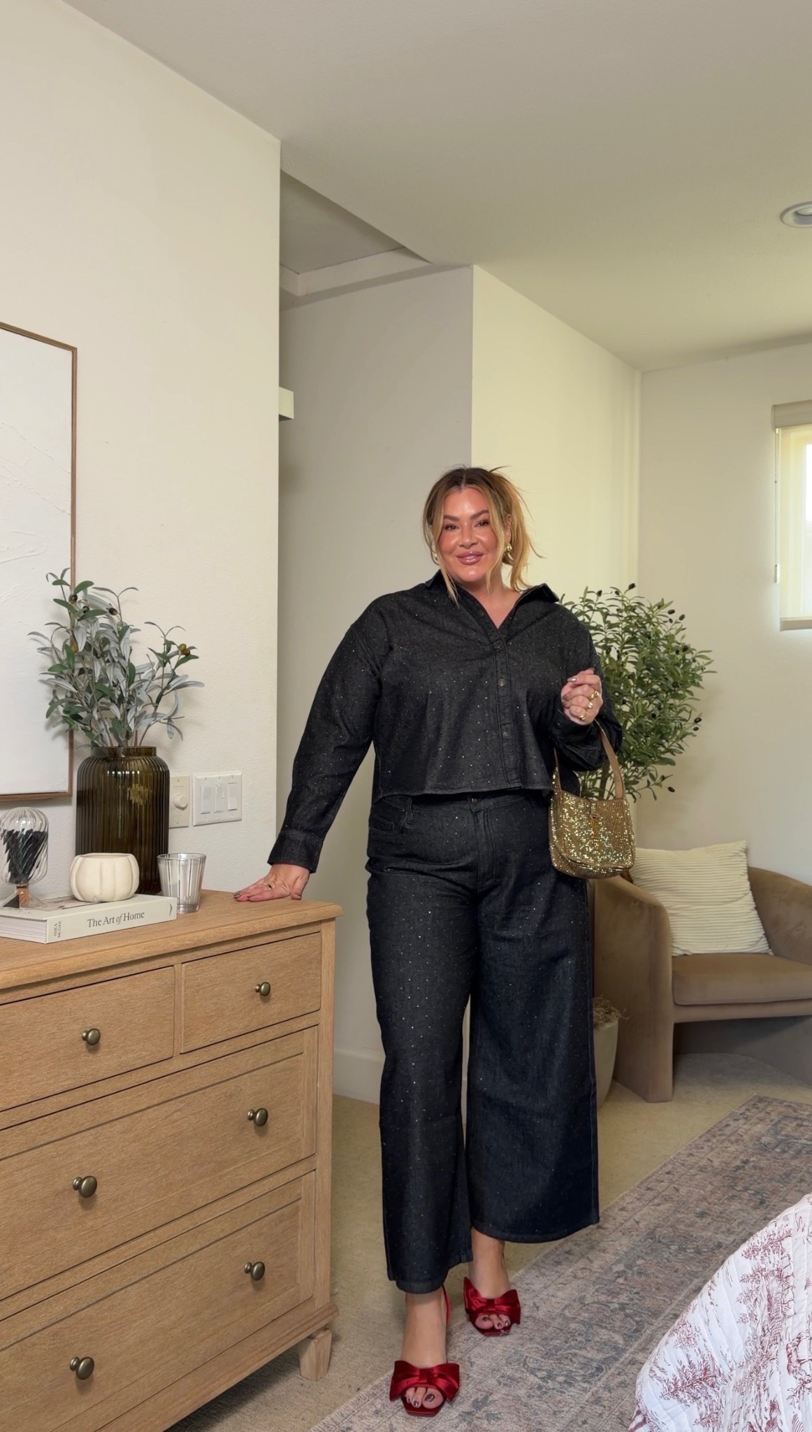 Holiday party outfit inspo ✨ wearing an xxl in this top and an 18 plus in these pants 

#LTKMidsize #LTKParties #LTKHoliday