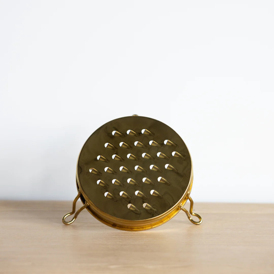 Stainless Steel Footed Grater | By Luxe B Co. | luxe bCO