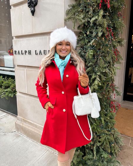 Christmas in NYC
Gucci scarf 
Winter outfit 
Red coat 


#LTKGiftGuide #LTKHoliday
