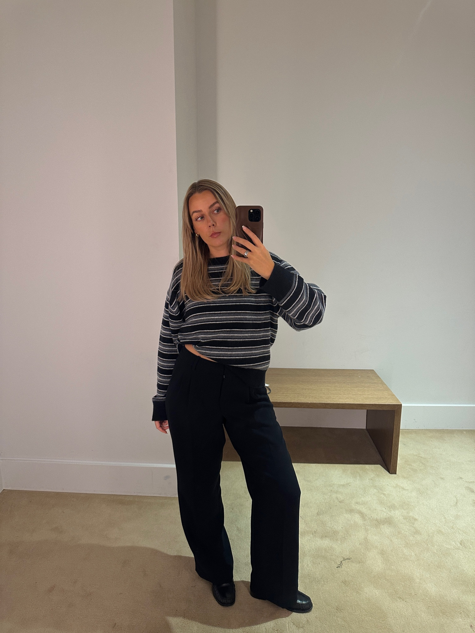 OOTD 🖤

#reformation #aritzia #outfit