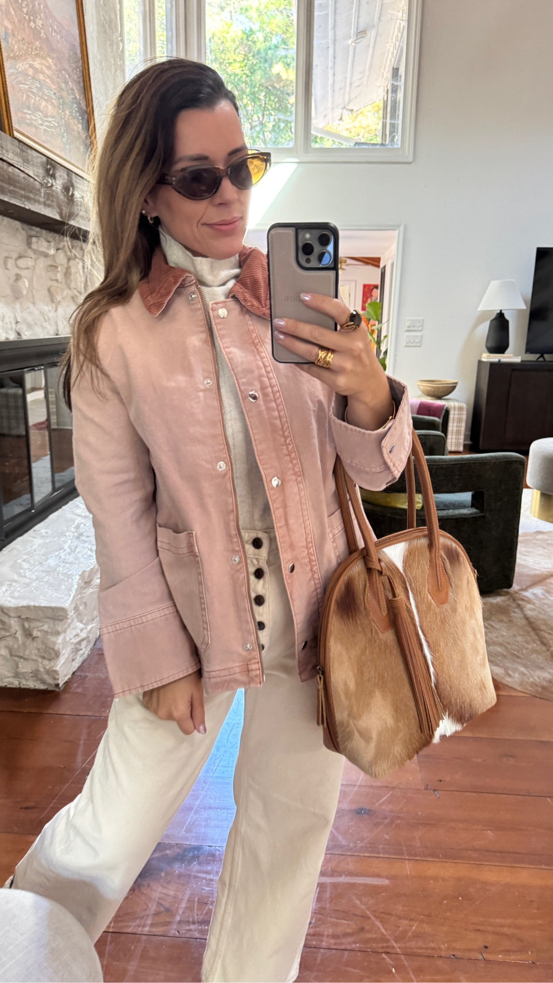 Obsessed with this barn jacket!! 
The softest sweater that everyone needs for $35 

#LTKStyleTip #LTKFindsUnder50 #LTKOver40