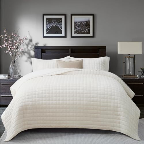 RECYCO Luxury Velvet Quilt Set King Size, Lightweight Velvet Comforter Set, Oversized Bedspread Coverlet Quilted Bedding Set, with 2 Matching Pillow Shams, for All Season, Cream White | Amazon (US)