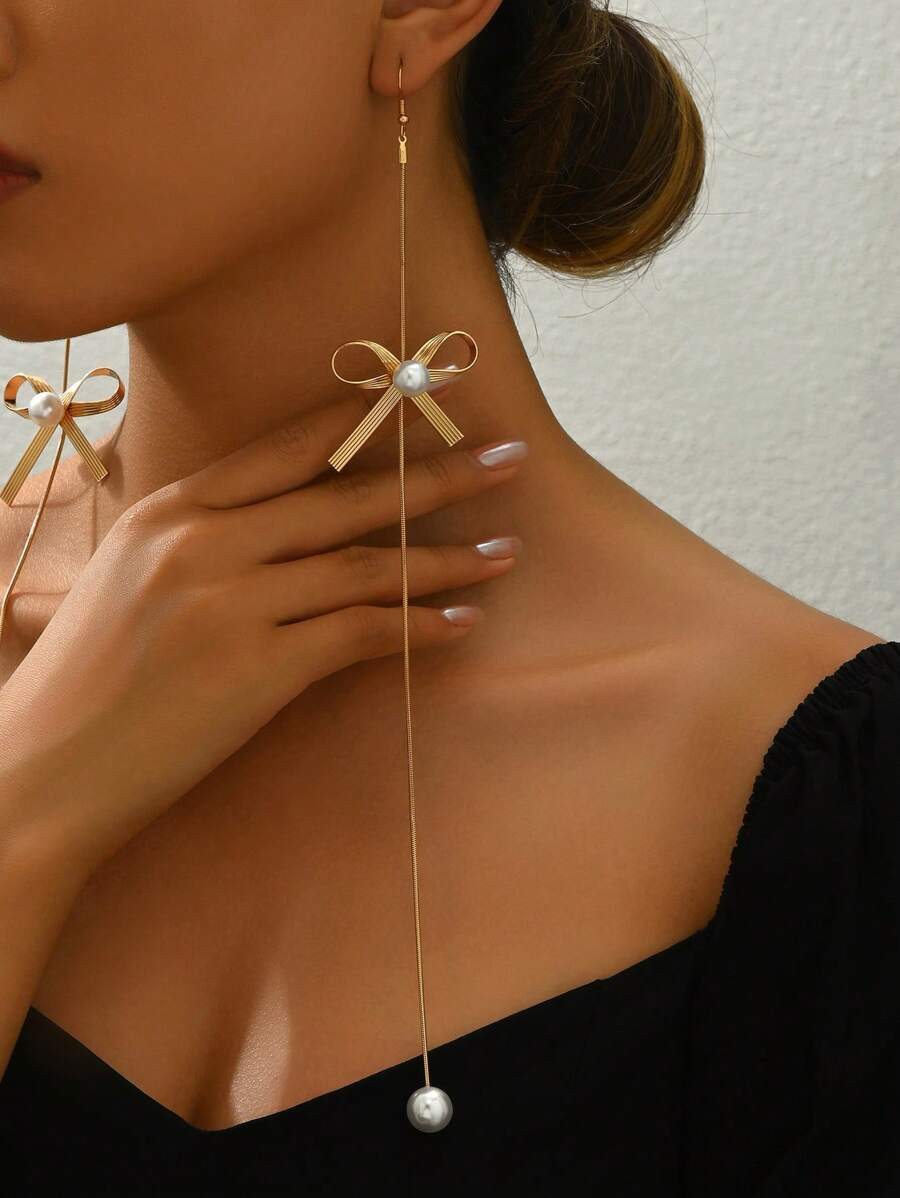 1 Pair Fashion Gold Tone Long Snake Bone Chain Butterfly Pearl Decor Dangle Earrings, Jewelry For... | SHEIN