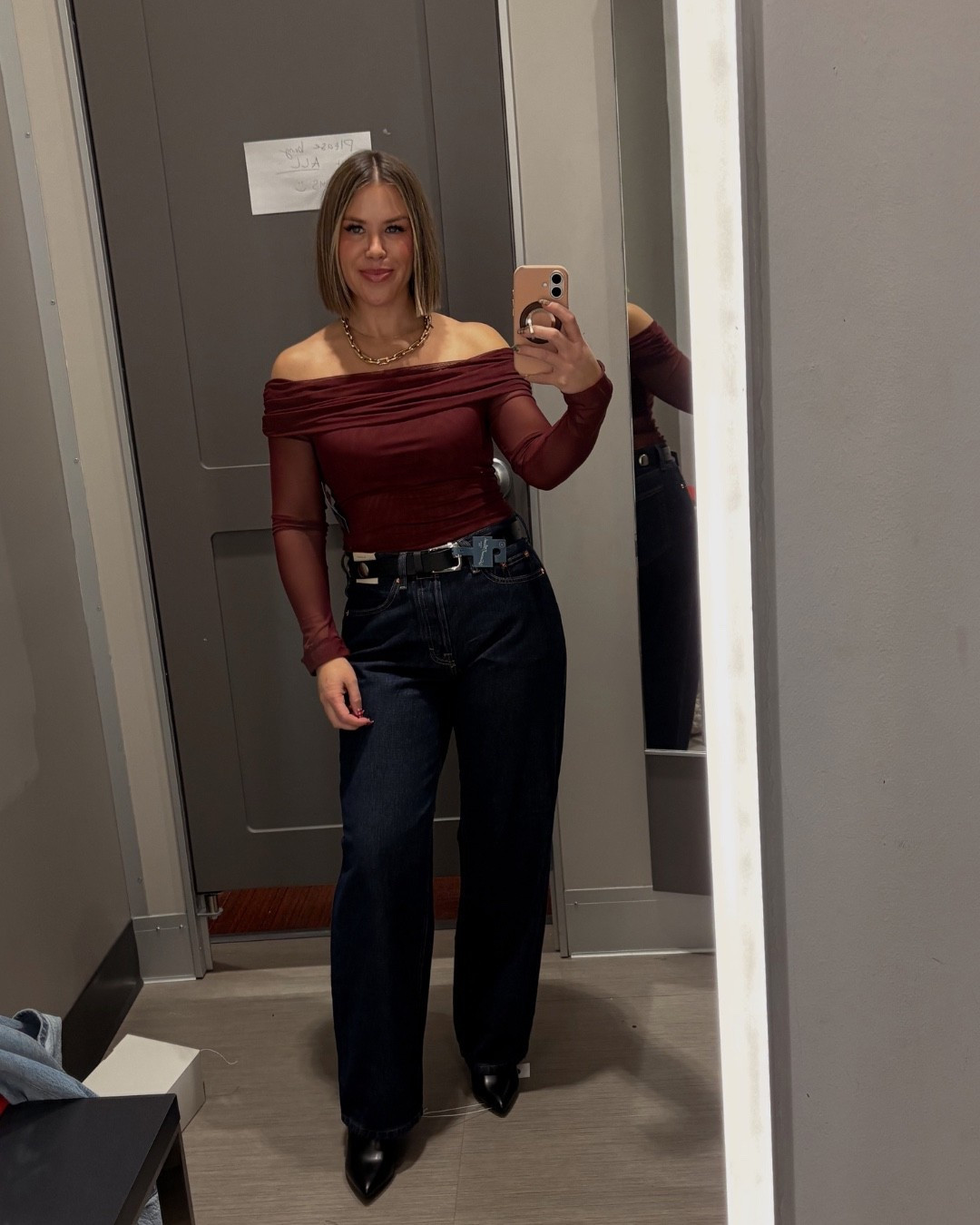 TARGET OUTFIT
This is the perfect date night look, this top is stunning! I paired it with these dark wash jeans, a studded belt and some cute black booties!
#target #targetfashion #targetstyle #targetlook #datenightoutfit #datenightlook #chiclook #trendyoutfit


#LTKootd #LTKFindsUnder50 #LTKFindsUnder100