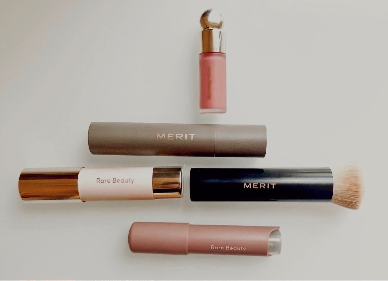 Sephora Sale is still happening, so if you’ve had your eye on any clean beauty favorites, now is the time to grab them 🤍✨

Sale Dates:
Rouge 20% off: 10/31–11/10
VIB 15% off: 11/4–11/10
Insider 10% off: 11/4–11/10
Plus 30% off all Sephora Collection 10/31–11/10

A few of my go-to’s:
• Rare Beauty Liquid Blush (the prettiest lavender and soft pink tones)
• Merit Bronze Balm for that easy everyday glow
• A soft, fluffy foundation brush that blends like a dream

Sharing all shades and links in my LTK 💗

#LTKbeauty #LTKmakeup #meritbeauty #rarebeauty #sephora #cleanbeauty #nontoxicbeauty #blushobsessed

#LTKFindsUnder50 #LTKSaleAlert #LTKBeauty