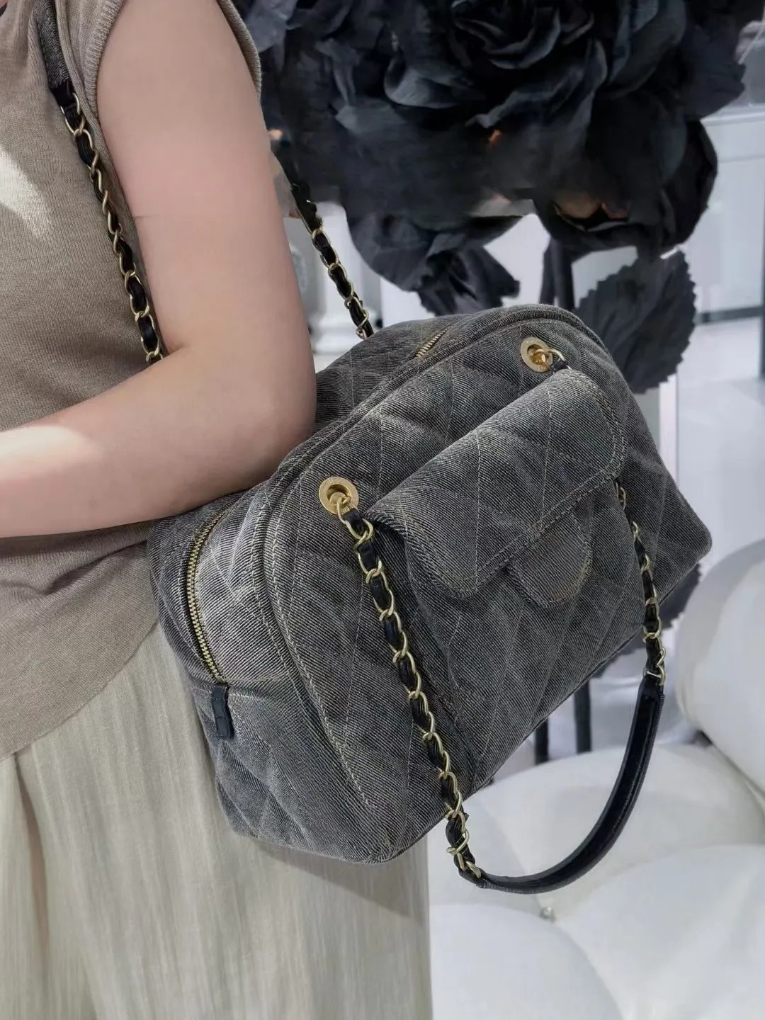 Vintage Denim Chain Shoulder Bags Luxury Brand Designer Bowling Cowboy Mommy Fitness Bag 2024 New... | DHGate