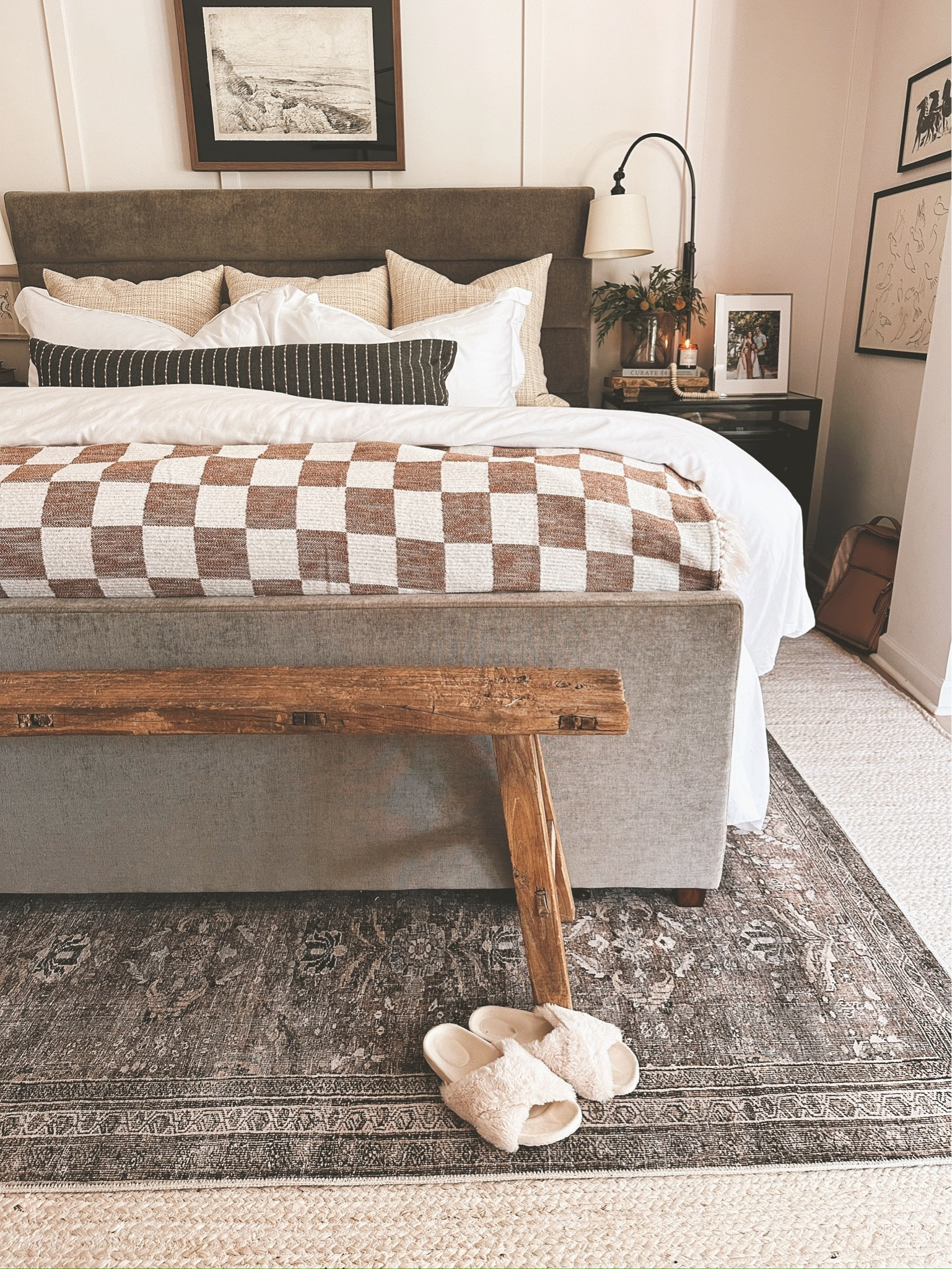Bedroom inspo, fall bedroom, moody bedroom inspo, bedroom decor 

#LTKStyleTip #LTKSeasonal #LTKHome