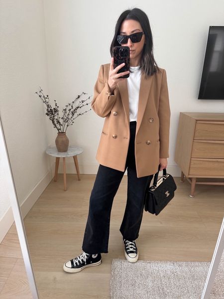 Finally found my blazer!!! Sezane Christie blazer. Ordered 2 sizes up to a 36/4. Shoulder pads which I love. Great length for petites. 

Sezane blazer 36/4
Everlane tee medium. Sized up 2 sizes. 
Madewell jeans 25. Cut hems. Size up. 
Converse sneakers 5
Chanel trendy cc small
YSL sunglasses  

Spring outfits, jeans, sneakers, petite style 

#LTKshoecrush #LTKitbag #LTKSeasonal