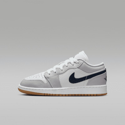 Air Jordan 1 LowBig Kids' Shoes | Nike (US)