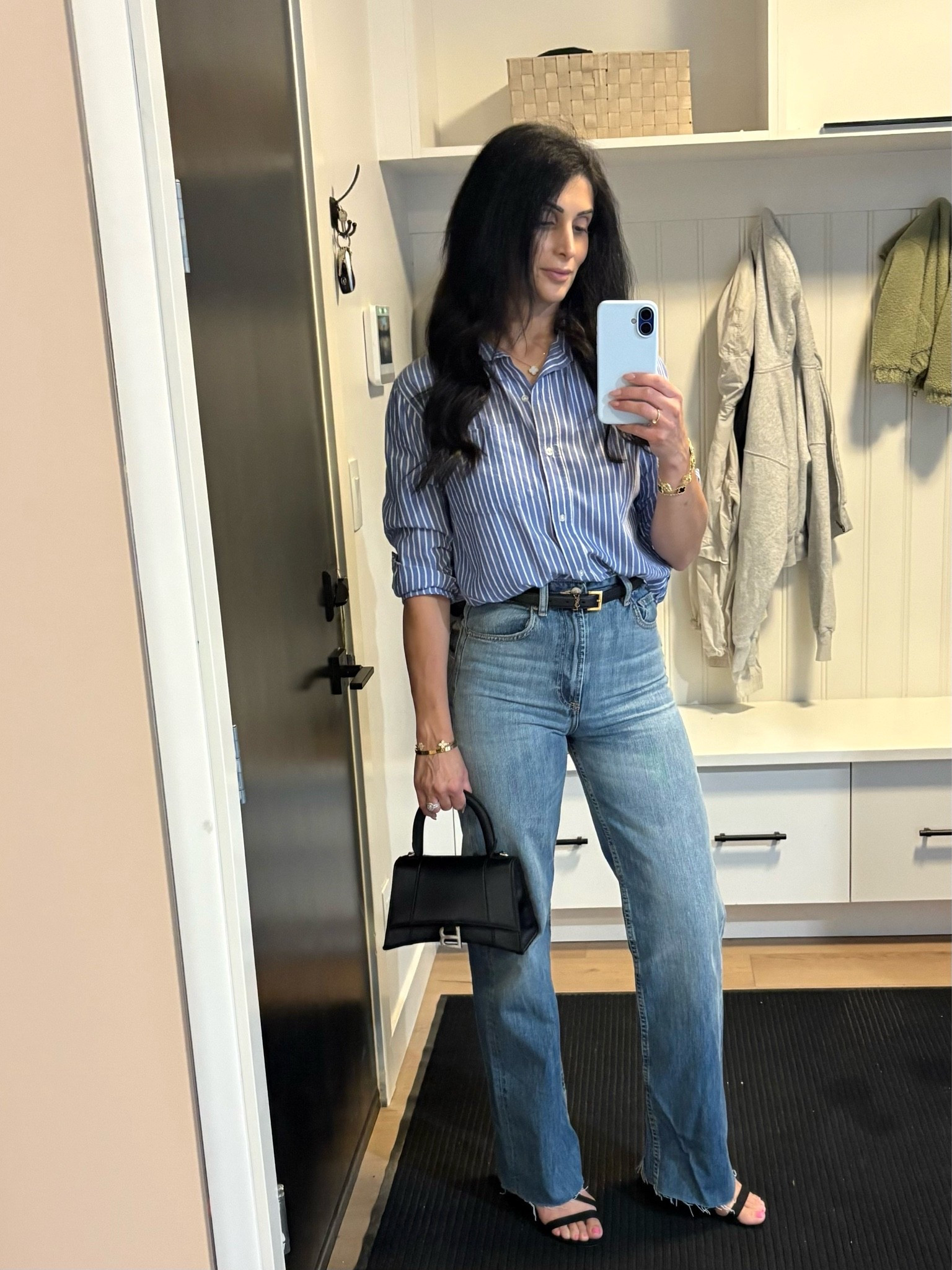 Shop my look

#ltk #ltkstyle #ootd

#LTKjeans #LTKstyletip #LTKcanada