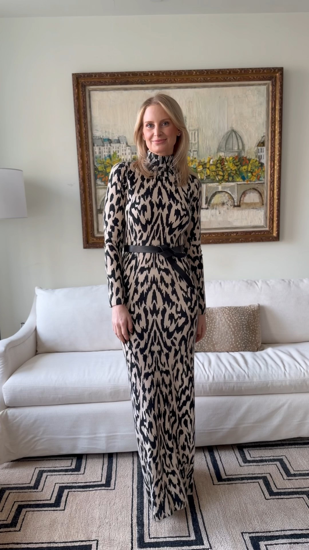 Let’s hear some commotion for this dress 👏🏻 I’m in the small! 