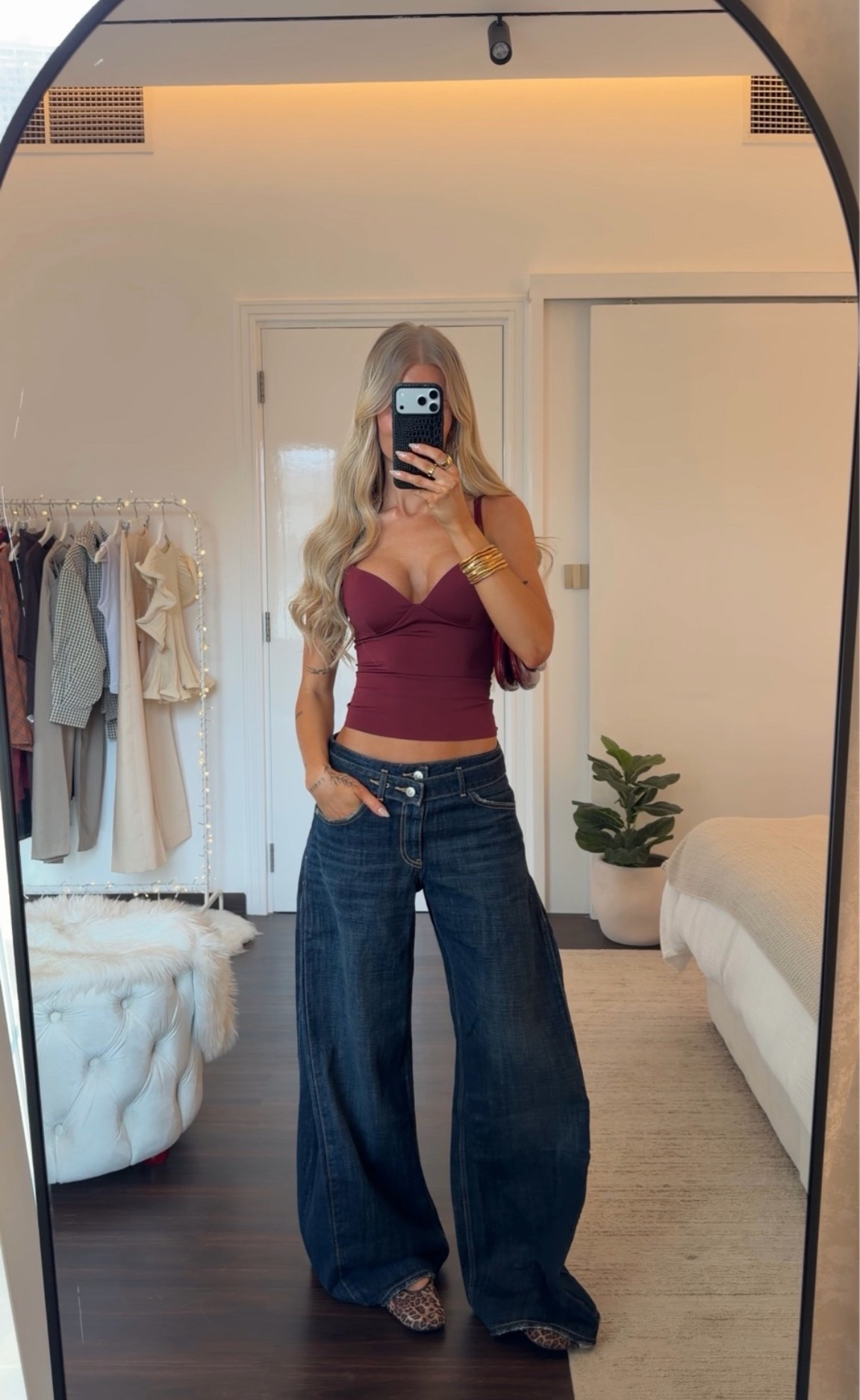 early fall outfit with the perfect fall baggy jeans 🍒🍂🤎✨

#LTKFashionMonth #LTKautumn #LTKjeans