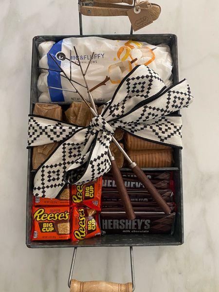 Happy s’mores season! 🍫⛺️🍁🔥 This s’mores kit is the perfect hostess gift this fall! 

#LTKSeasonal