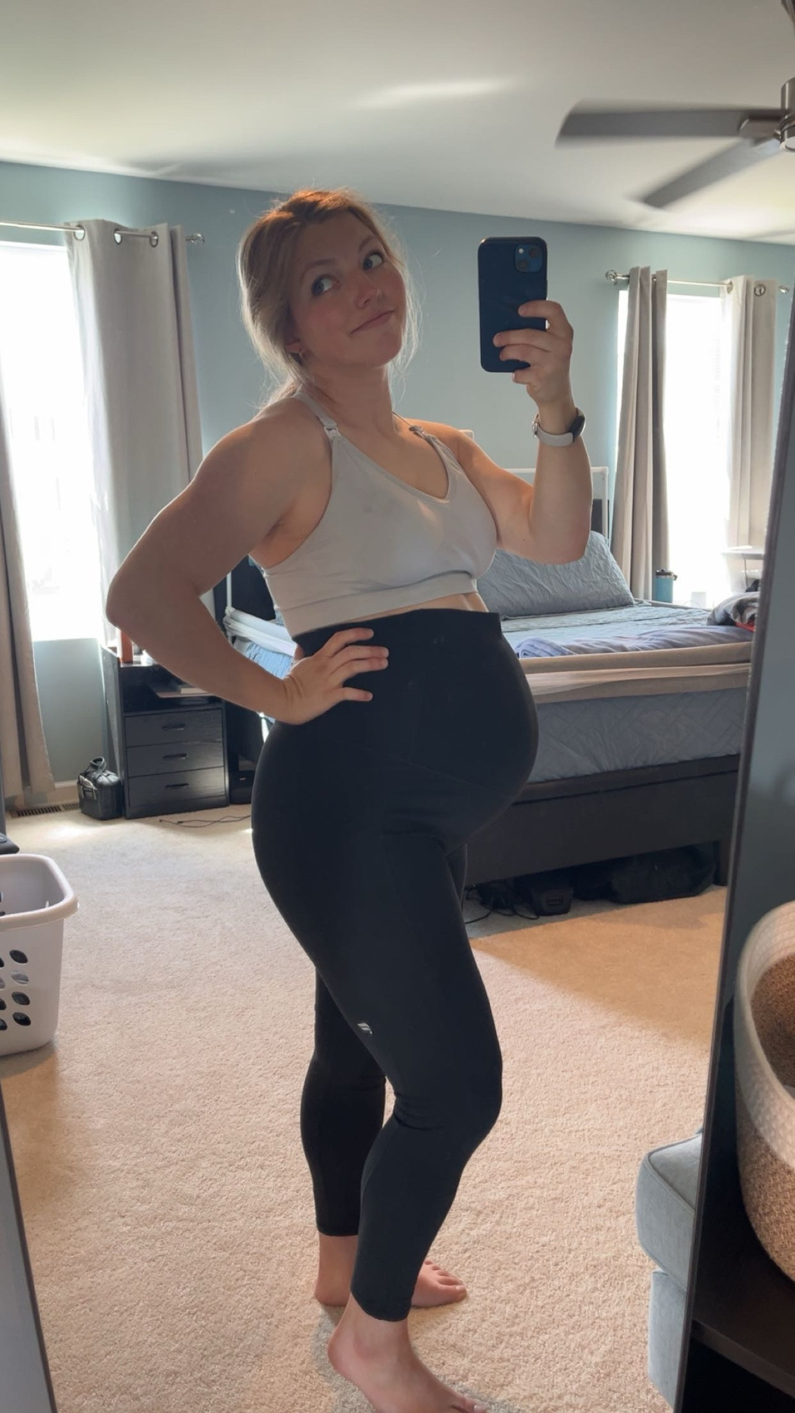 I’m obsessed with the PureLuxe leggings and biker shorts at Fabletics. These maternity leggings are great if you’re looking for a sturdier workout/leisure pant!

(5’2.5”, Size M short)
#MaternityFaves