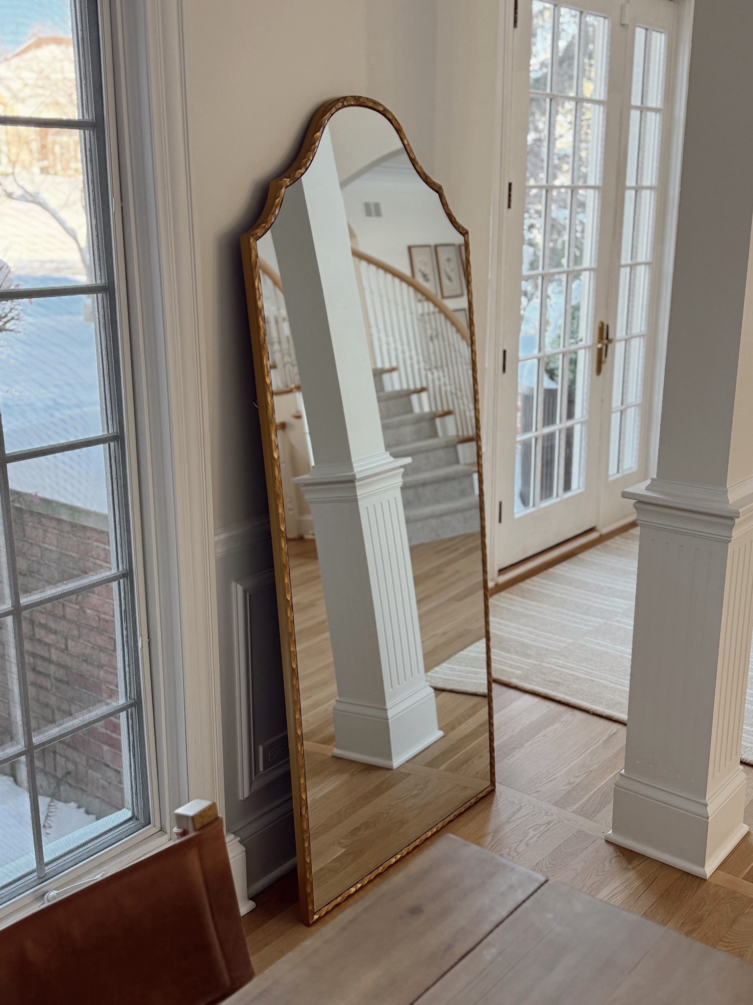 So obsessed with this mirror from Walmart! Still trying to find a spot for it but I love it so much!

Mirror, Walmart find, home



#LTKHome #LTKFindsUnder50 #LTKFindsUnder100