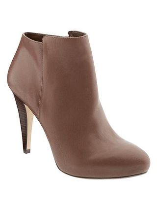 Banana Republic Womens Tilia Bootie Size 10 - Wolf | Banana Republic US