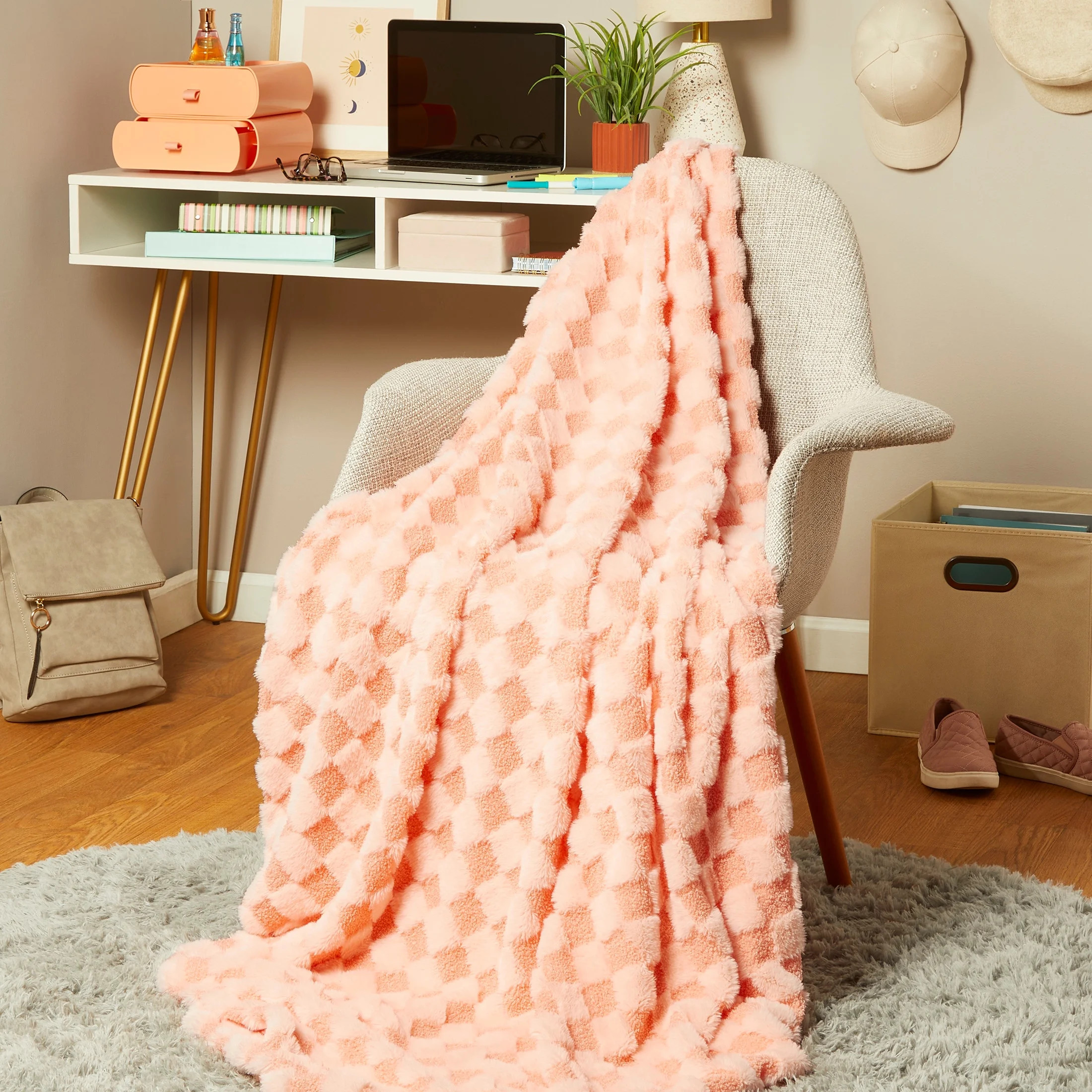 Mainstays By Becky G. & Alejandra Peach Checkered Faux Fur Throw, 50" X 60", Child/Adult | Walmart (US)