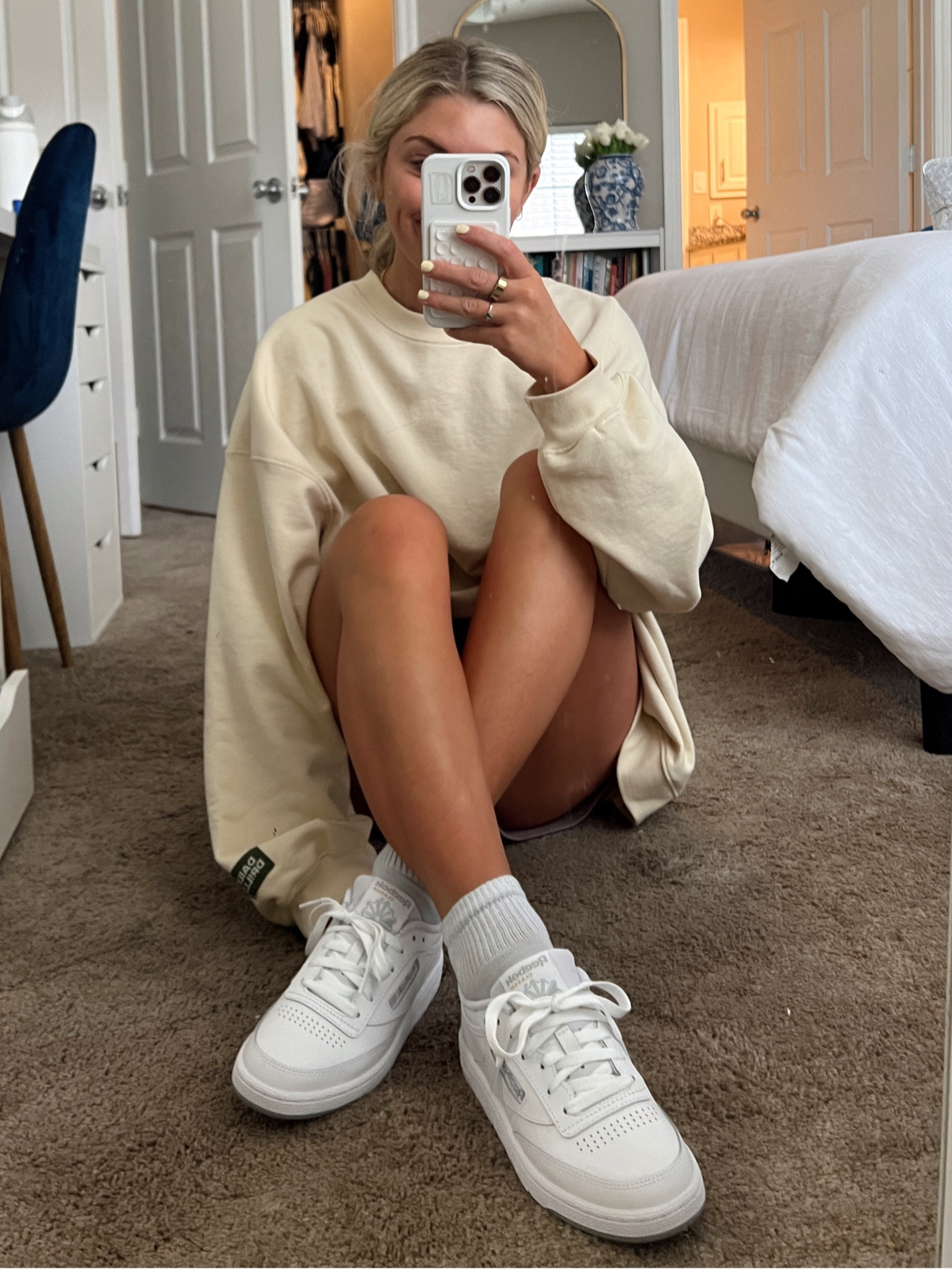 best everyday white sneaker! so comfy & cute & only $75 !!! 