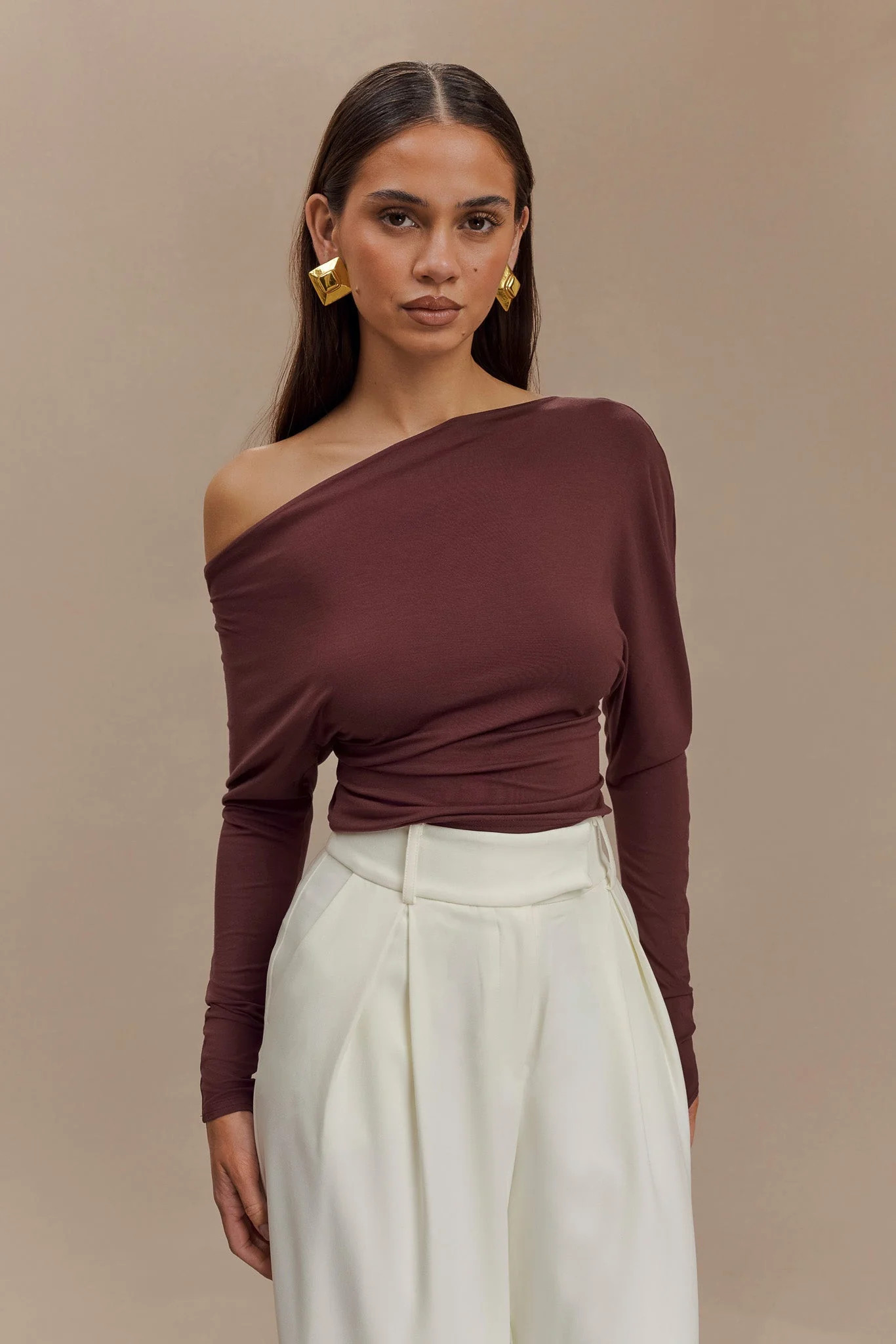 Yasmin Asymmetrical Long Sleeve Top - Mahogany | MESHKI US