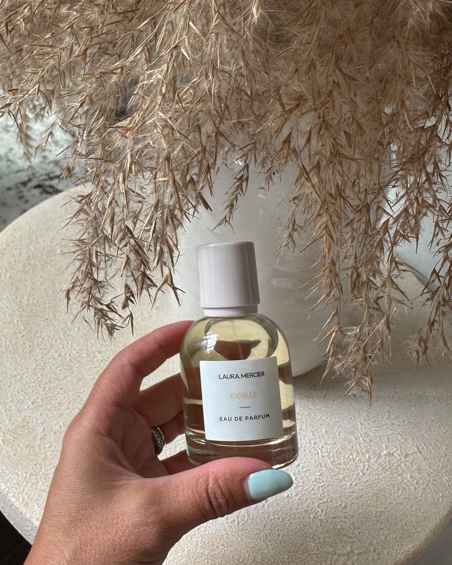 If you love vanilla get this perfume, you will thank me later! 
Laura mercier || vanilla perfume 

#LTKbeauty