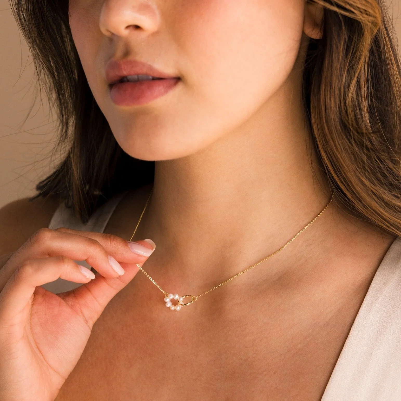 Interlocking Pearl Necklace | Caitlyn Minimalist