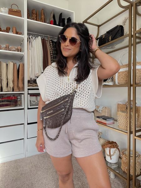 How cute is this half zip pull over with these comfy shorts from Varley!? 

#varley #activewear #loungewear #activeshorts #krewe #sunglasses
#electricpicks #mzwallace #beltbag


#LTKGiftGuide #LTKstyletip #LTKActive