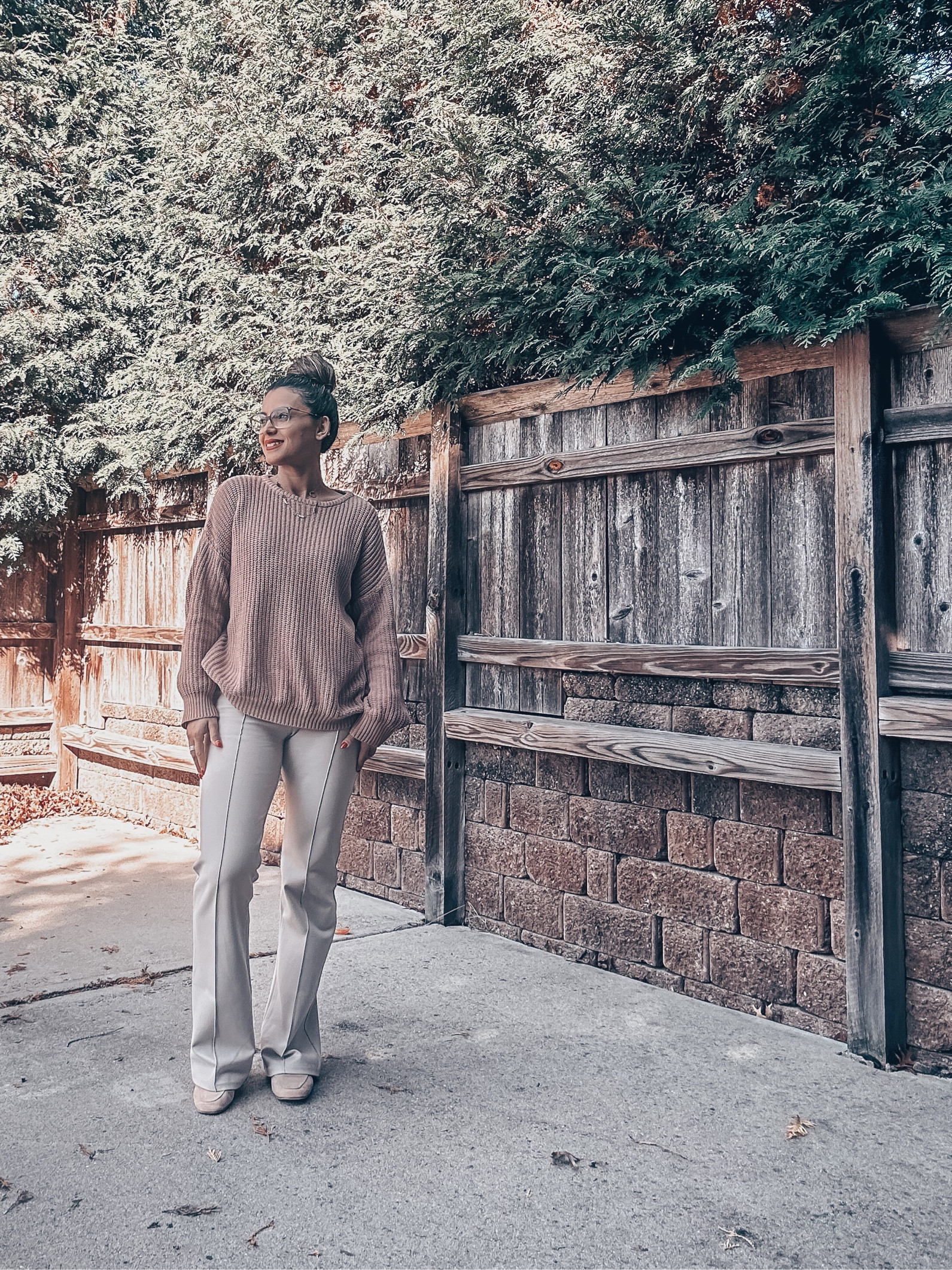 #OldNavy extended their #GIFTOBER SALE. Get a similar look for 30% off each item (50% if you use your Old Navy credit card). Loving a neutral flared work pants look with a cute oversized sweater and comfy loafers. #OldNavyFinds #GetTheLook #WorkWear #WorkFashion #OfficeLook #OfficeOOTD 

#LTKfindsunder100 #LTKworkwear #LTKSeasonal