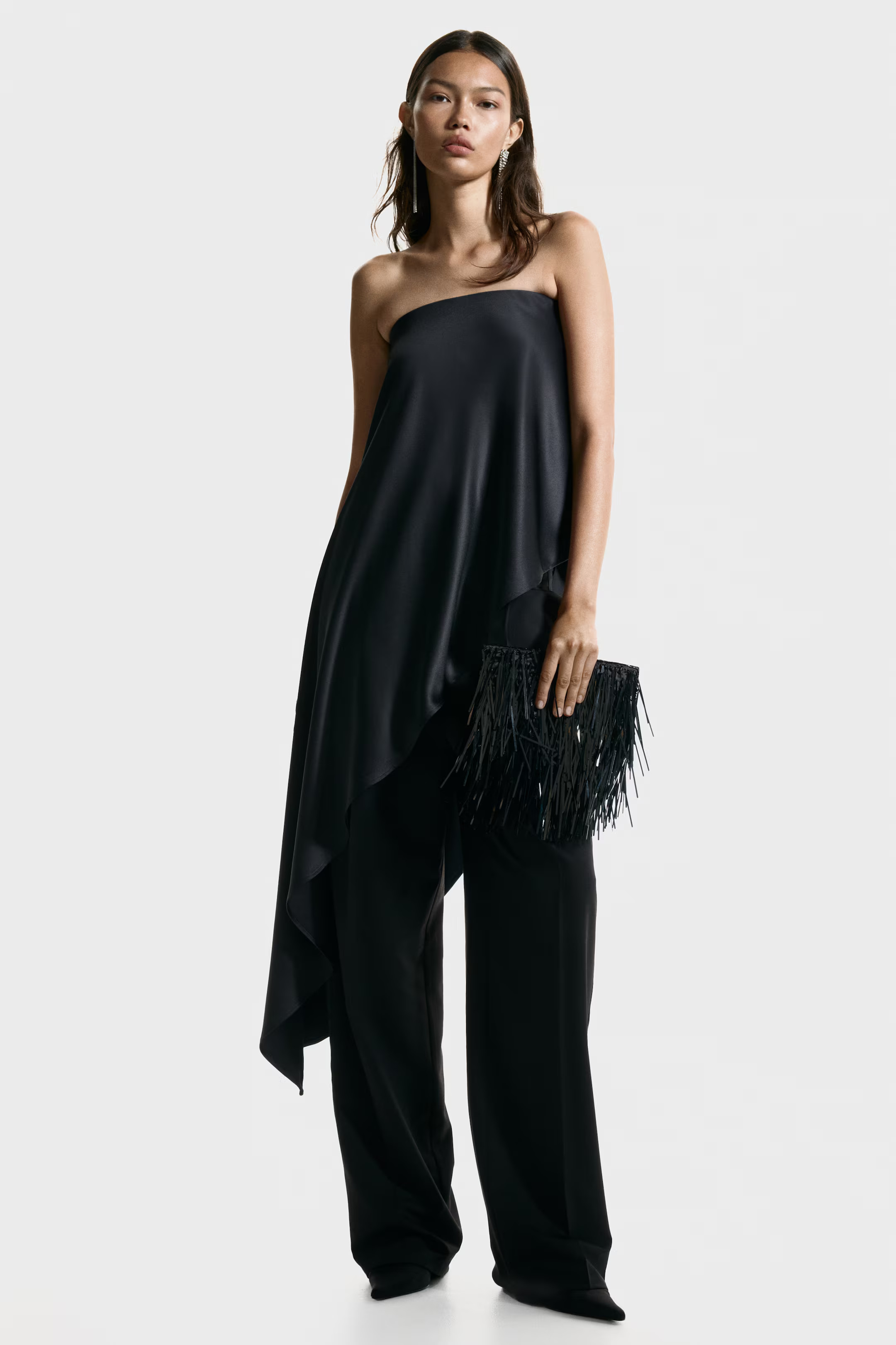 Satin bandeau top | H&M (UK, MY, IN, SG, PH, TW, HK)