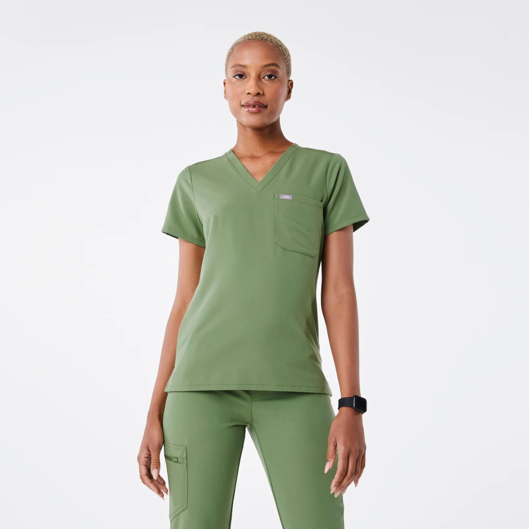 Women's Catarina One-Pocket Scrub Top™ - Fern · FIGS | FIGS