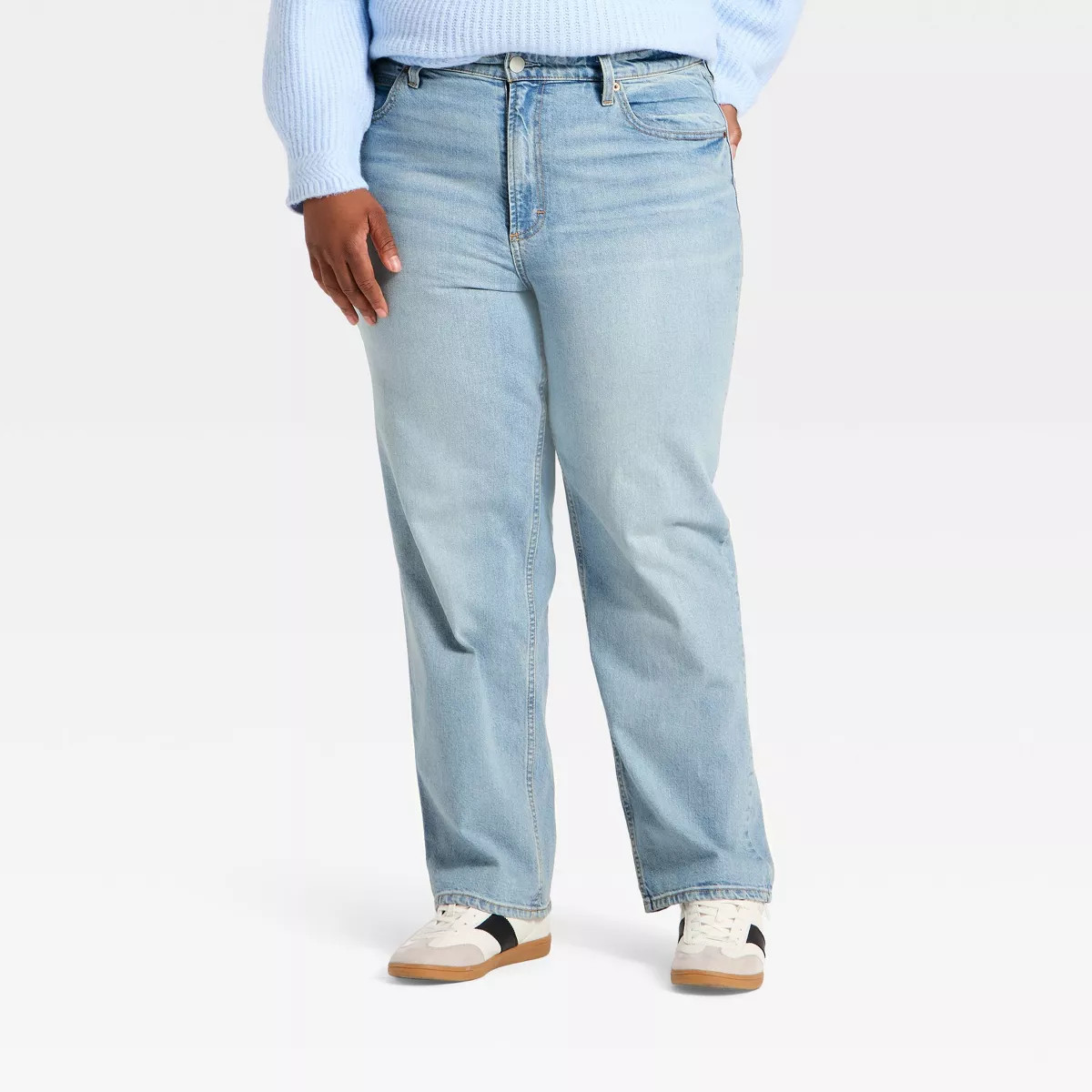 Women's Highest-Rise Vintage Straight Jeans - Universal Thread™ Vintage Light Wash 24 | Target