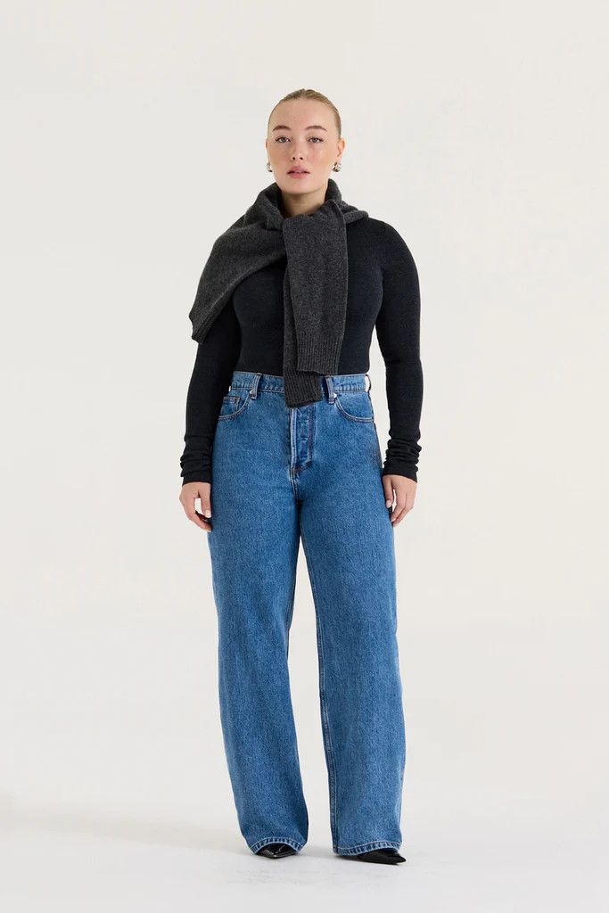 Valentina Petite Jean | Henne