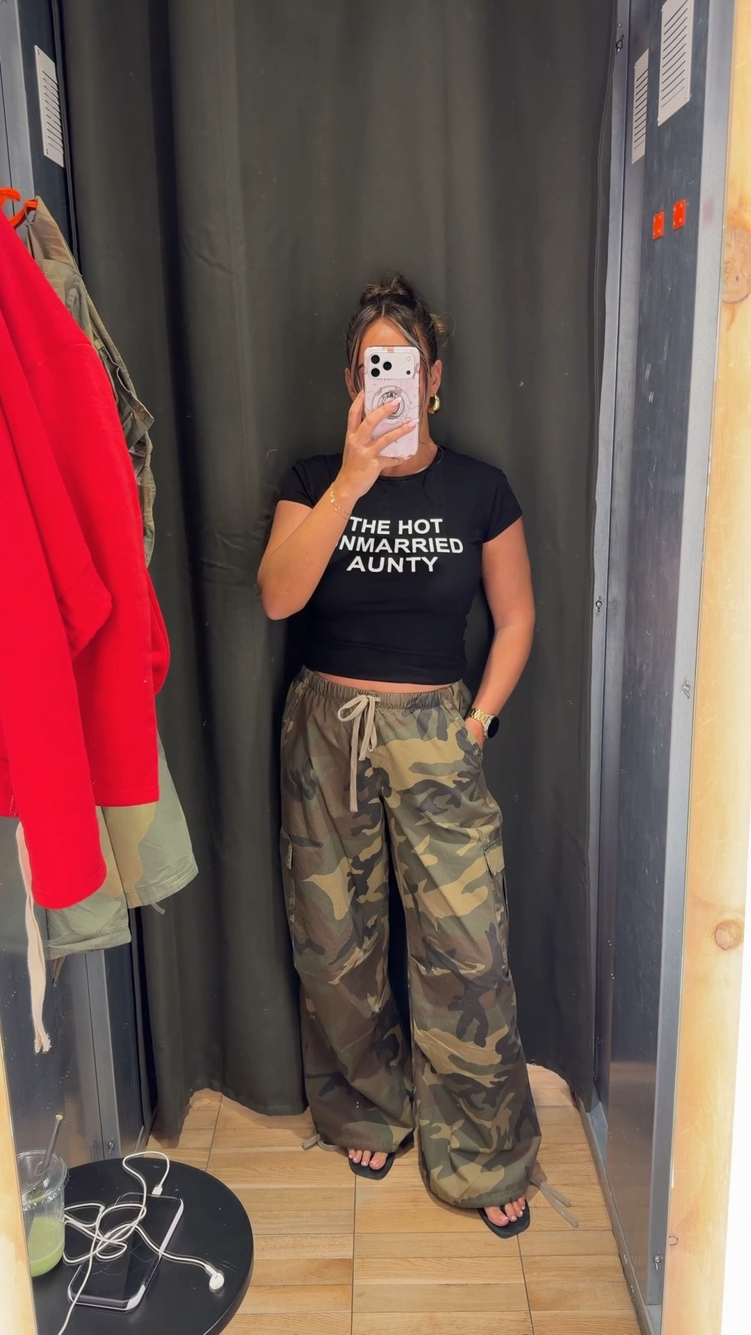 Camouflage cargo pants - I’m wearing a size small

#LTKautumn #LTKstyletip #LTKFashionMonth