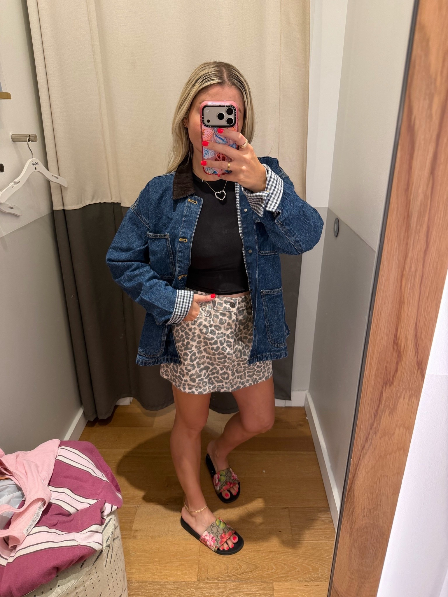 Early fall outfit
Barn denim jacket xs
Tee xs
Leopard skirt xs
Date night

#LTKSaleAlert