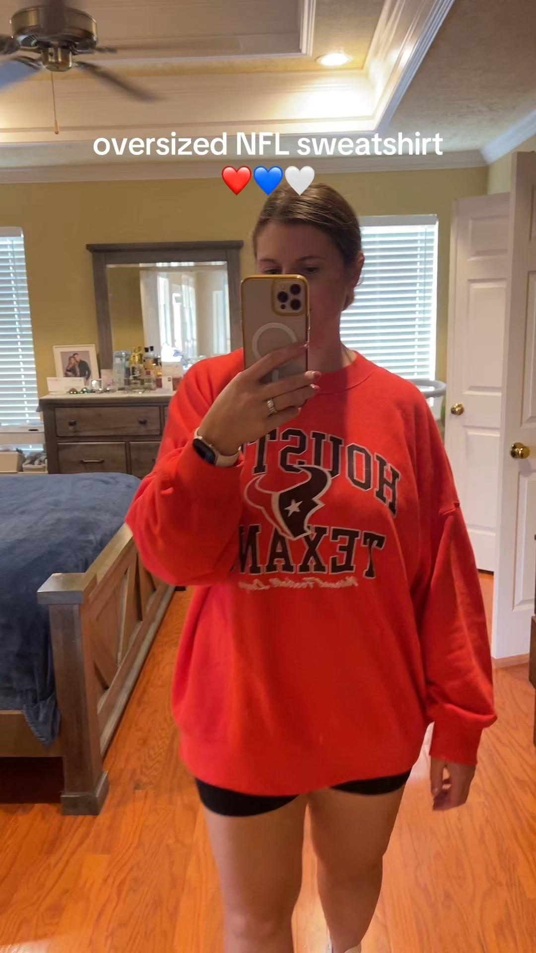 wearing an XL and it’s def oversized! NFL teams • football • gameday outfit • oversized sweatshirt 

#LTKMidsize #LTKStyleTip #LTKActive