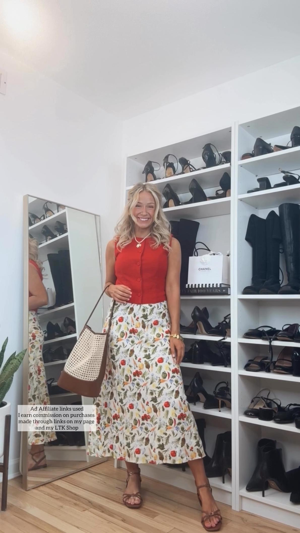 Spring outfit 
Abercrombie outfit
Abercrombie floral midi skirt
Abercrombie red vest