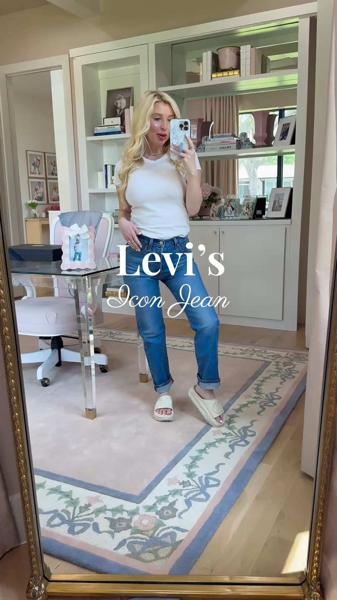Such a flattering pair of jeans! Got them on Amazon but they’re selling fast! Will link where else you can find them! 😉


#jeans #levis #ootd #denim #summer #fashion 

#LTKShoeCrush #LTKPetite #LTKStyleTip