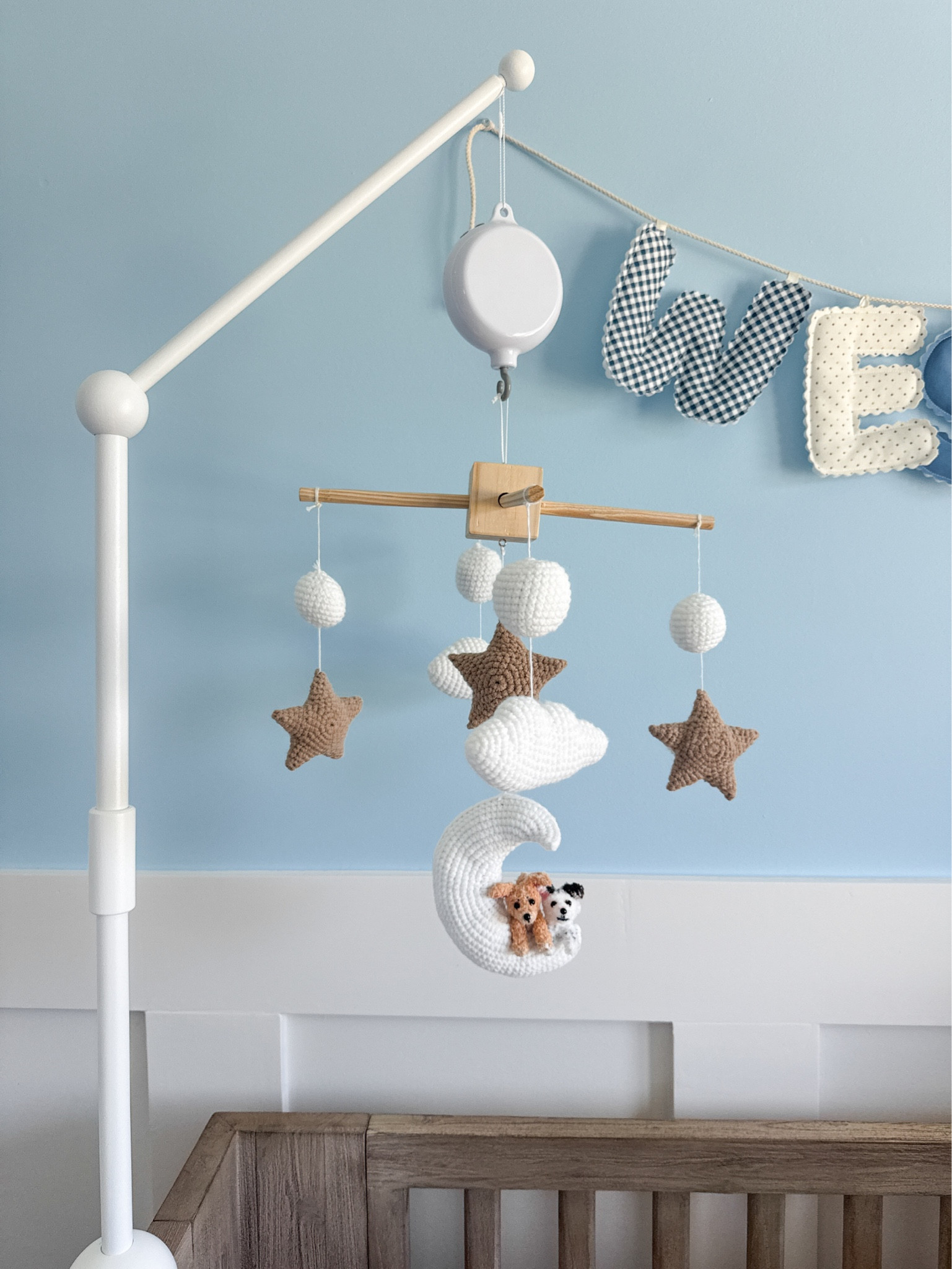 Small business baby favorite! This custom dog mobile has our family pups on it, it’s so cute! The cutest nursery decor!

Etsy, nursery, mom, baby, newborn, decor 