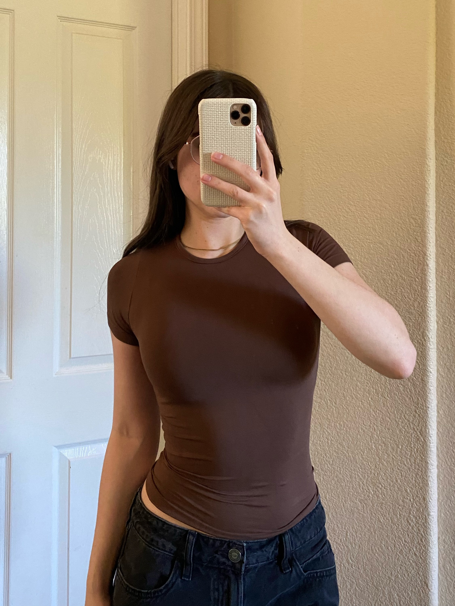 Amazon skims dupe top! True to size, wearing a small.

*not a knockoff, just a similar vibe for less $$

Skims dupes / skims tshirt dupes / amazon skims dupes / skims dupes amazon / skims amazon / skims inspired / amazon basic tops / amazon basic tee / amazon basics / amazon fall basics

#LTKFindsUnder50 #LTKFindsUnder100