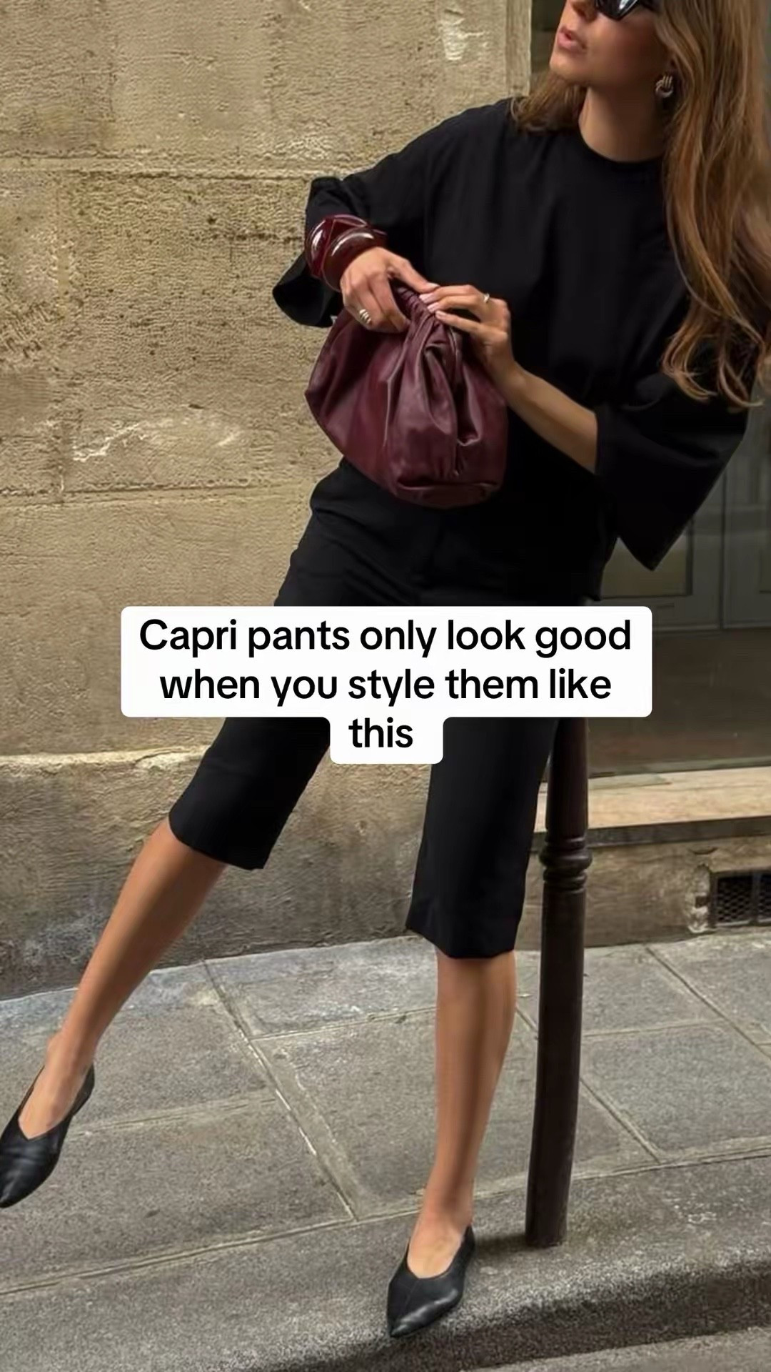 If your capri pant outfit isn't working this is why
capris can look so good!
you just have to style them like you mean it
less layers, better pieces.
Follow for more easy outfit formulas #capripants #howtostyleoutfits
#simpleoutfit #momoutfit #personalstylist

#LTKcanada