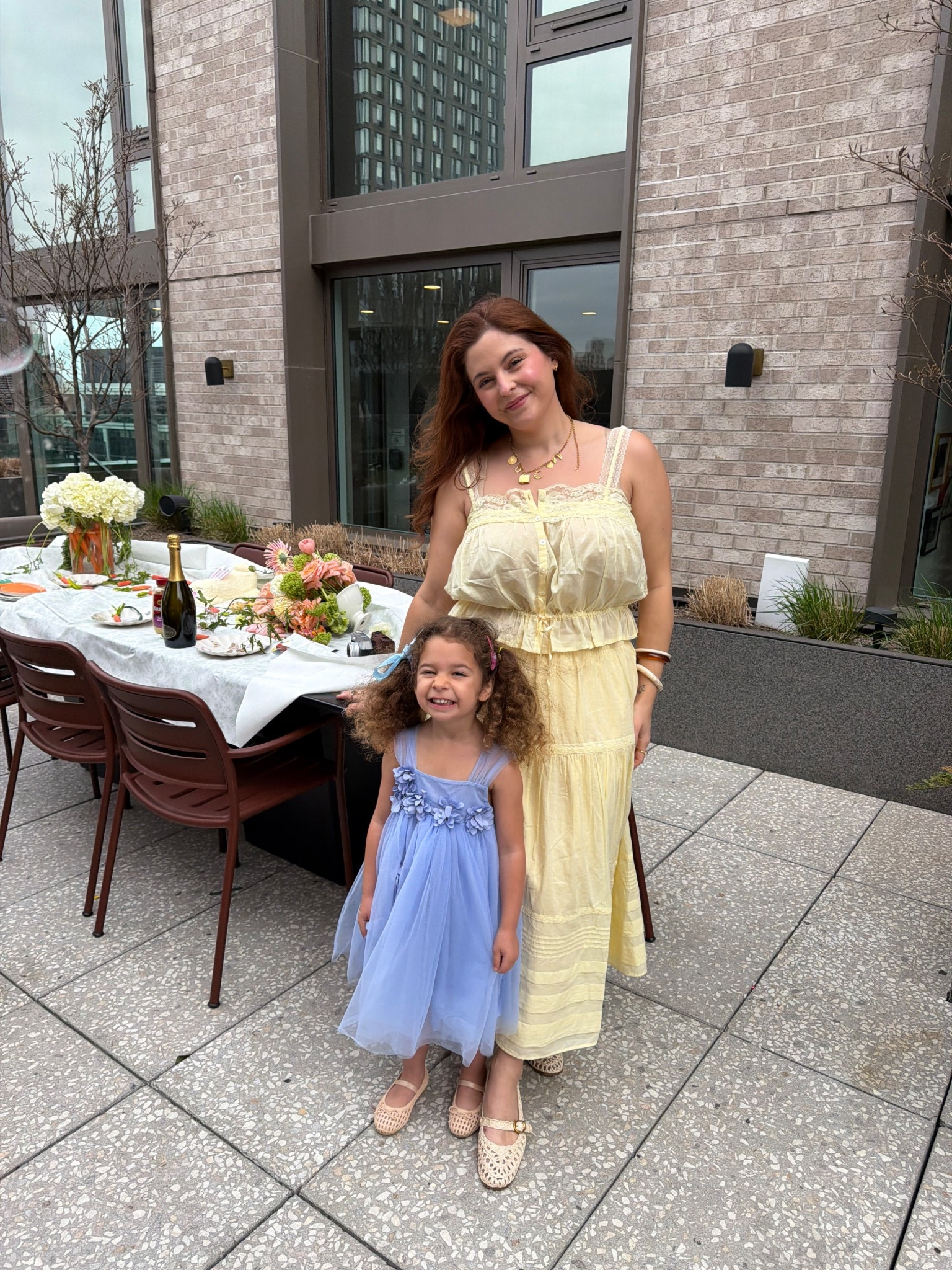 Abercrombie maxi skirt and matching top butter yellow 

#LTKSeasonal #LTKMidsize #LTKmomlife