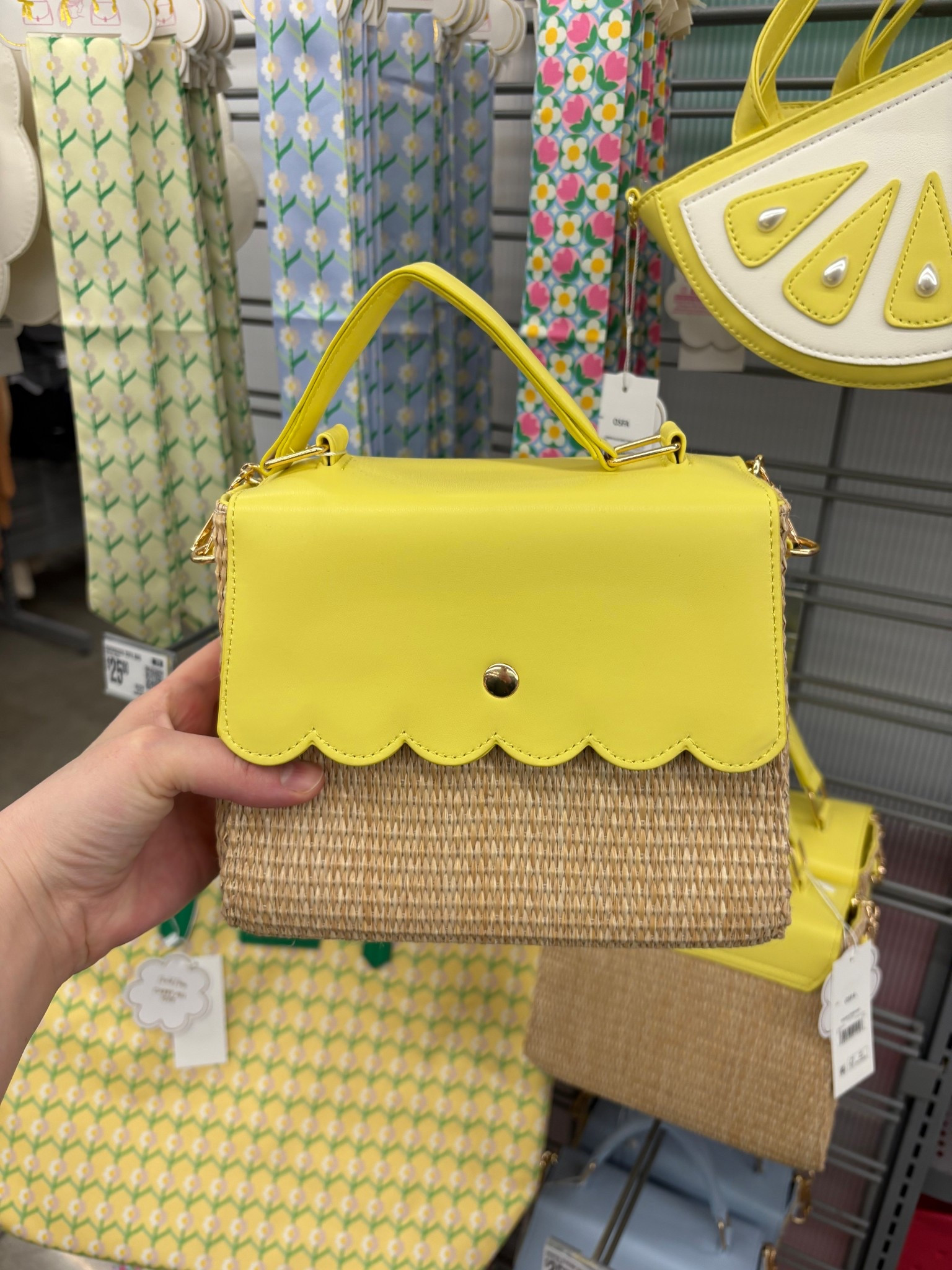 The cutest spring accessories! I love the scallop detail and the beautiful Lemon yellow! 



#LTKSeasonal #LTKootd