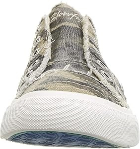 Blowfish Malibu Women's Play Sneaker | Amazon (US)