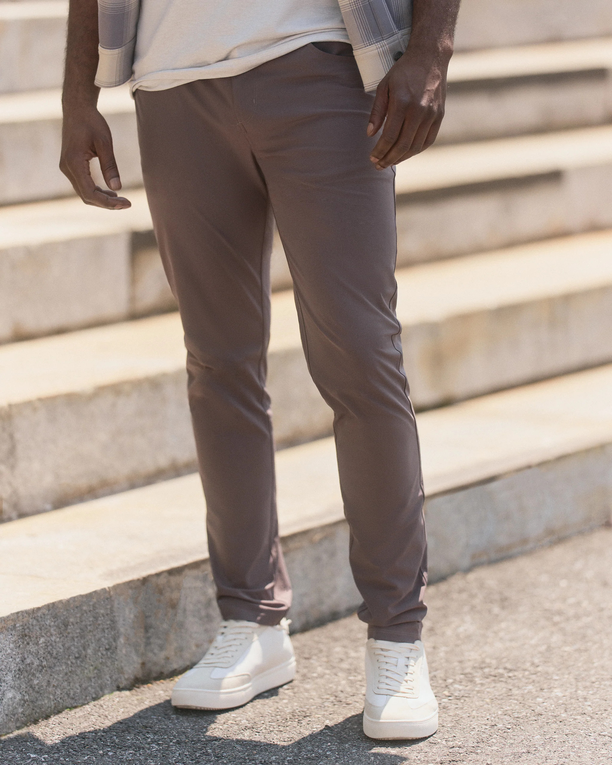 Meta Pant | Ink Navy 5-Pocket Pants | Vuori | Vuori Clothing (US & Canada)